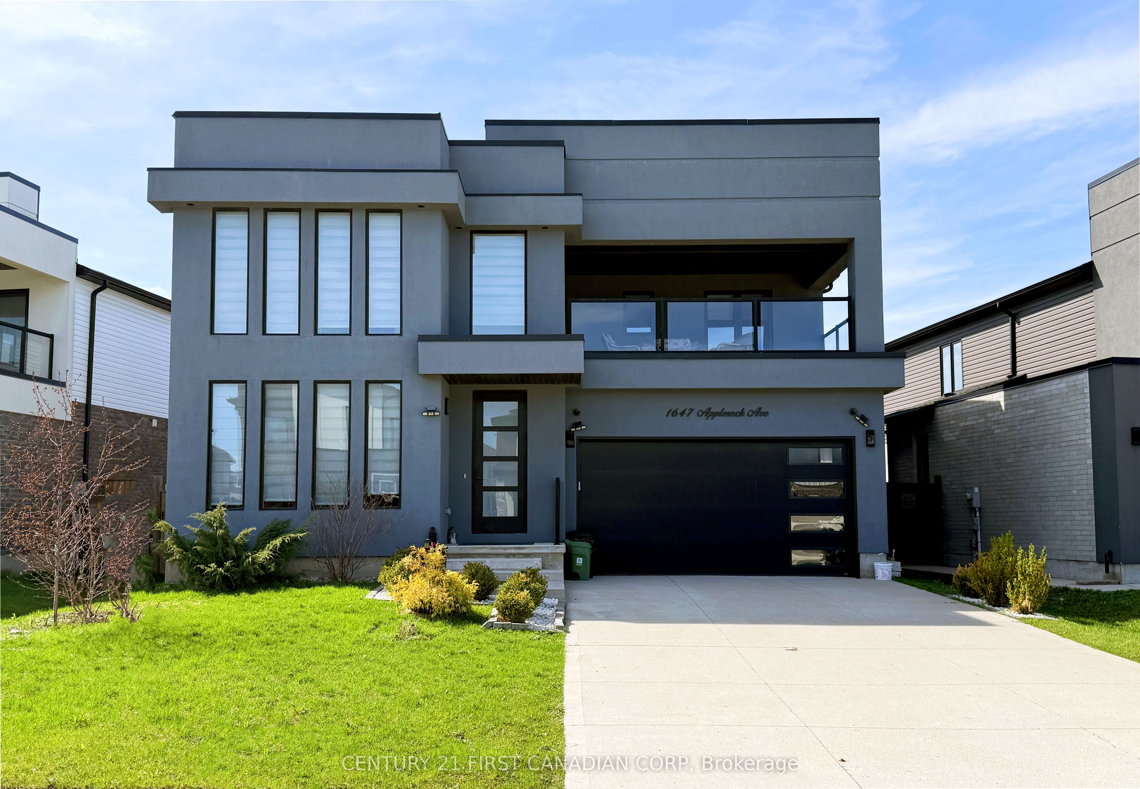 1647 Applerock Avenue Property Photo 1