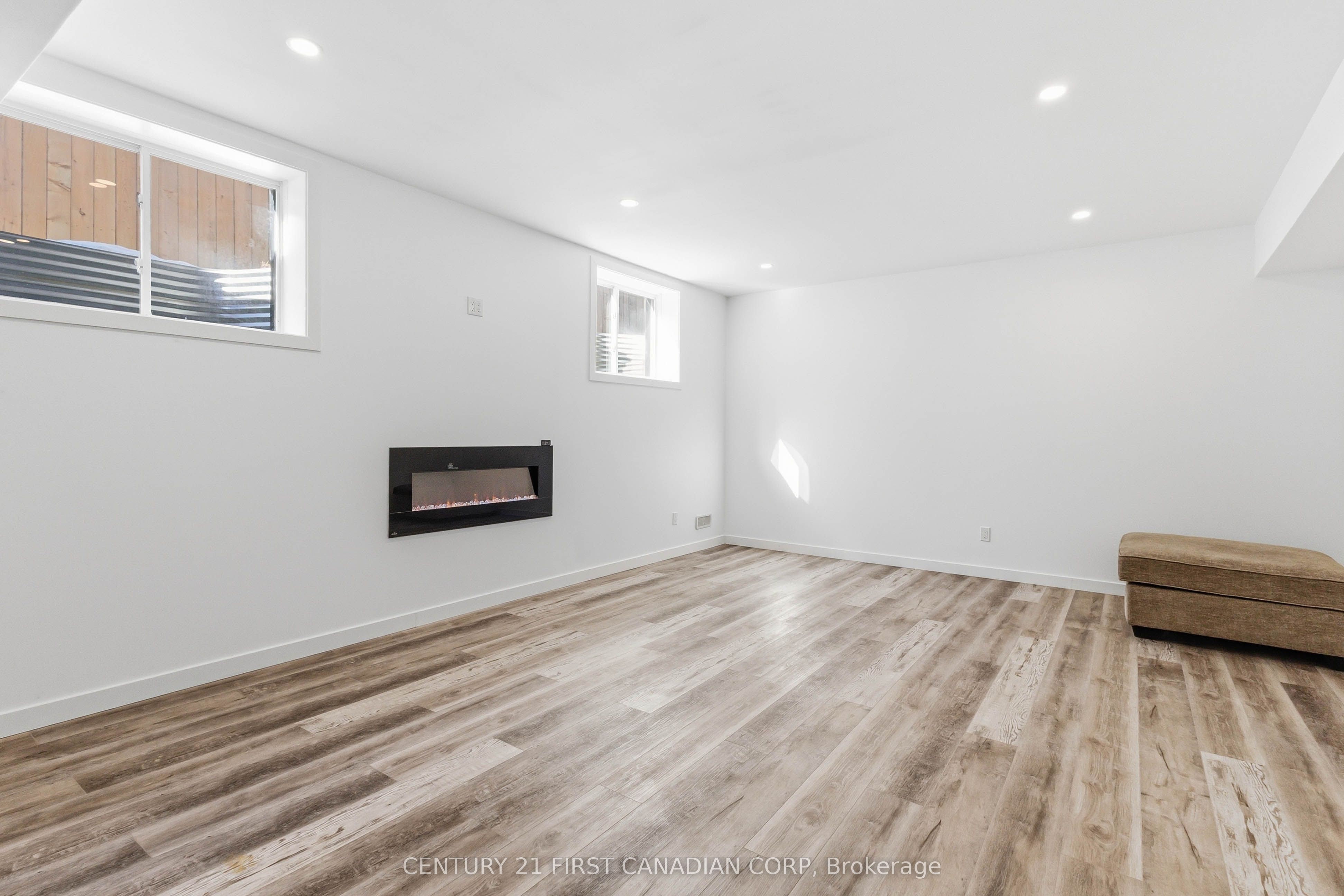 1647 Applerock Avenue Property Photo 35