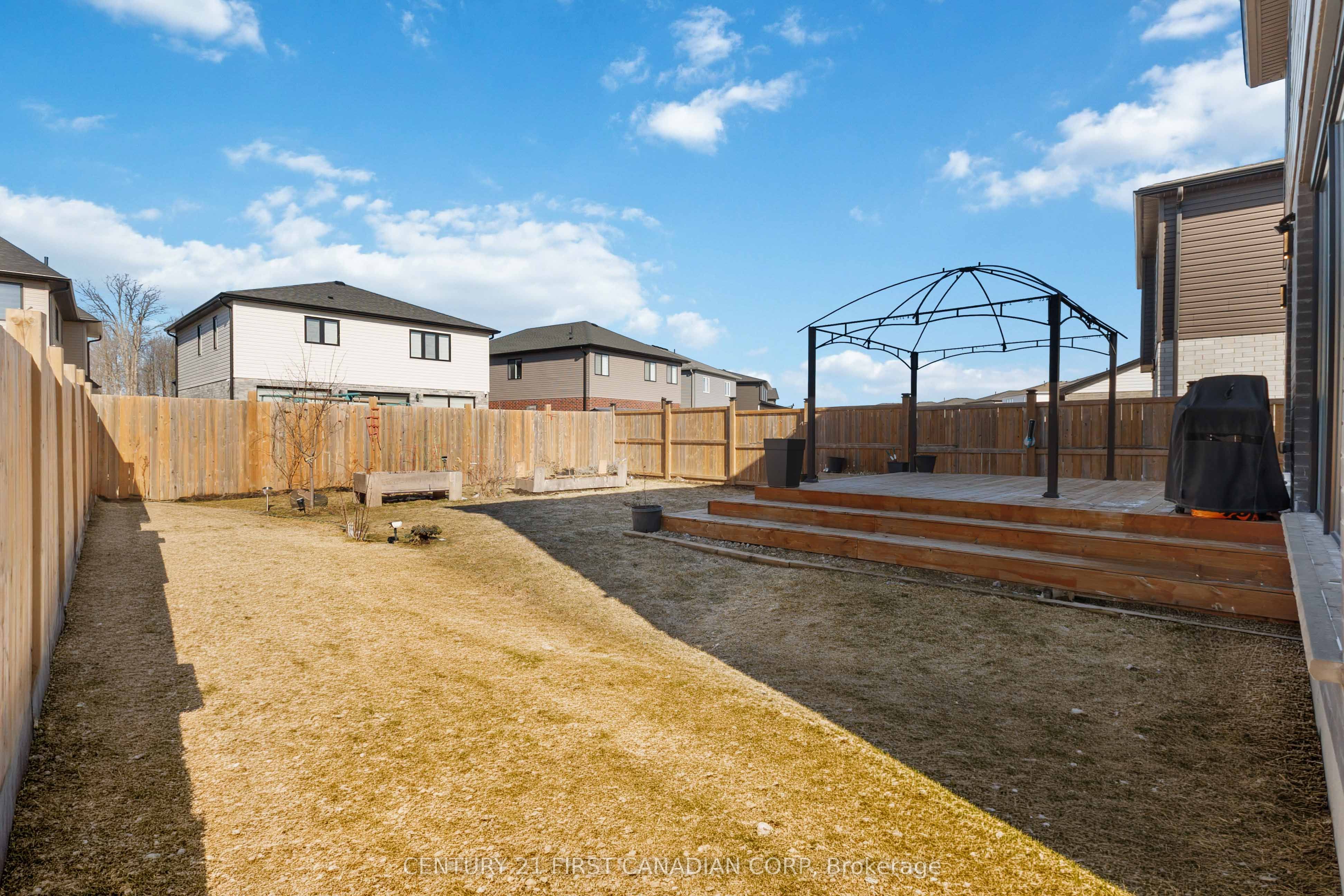 1647 Applerock Avenue Property Photo 42