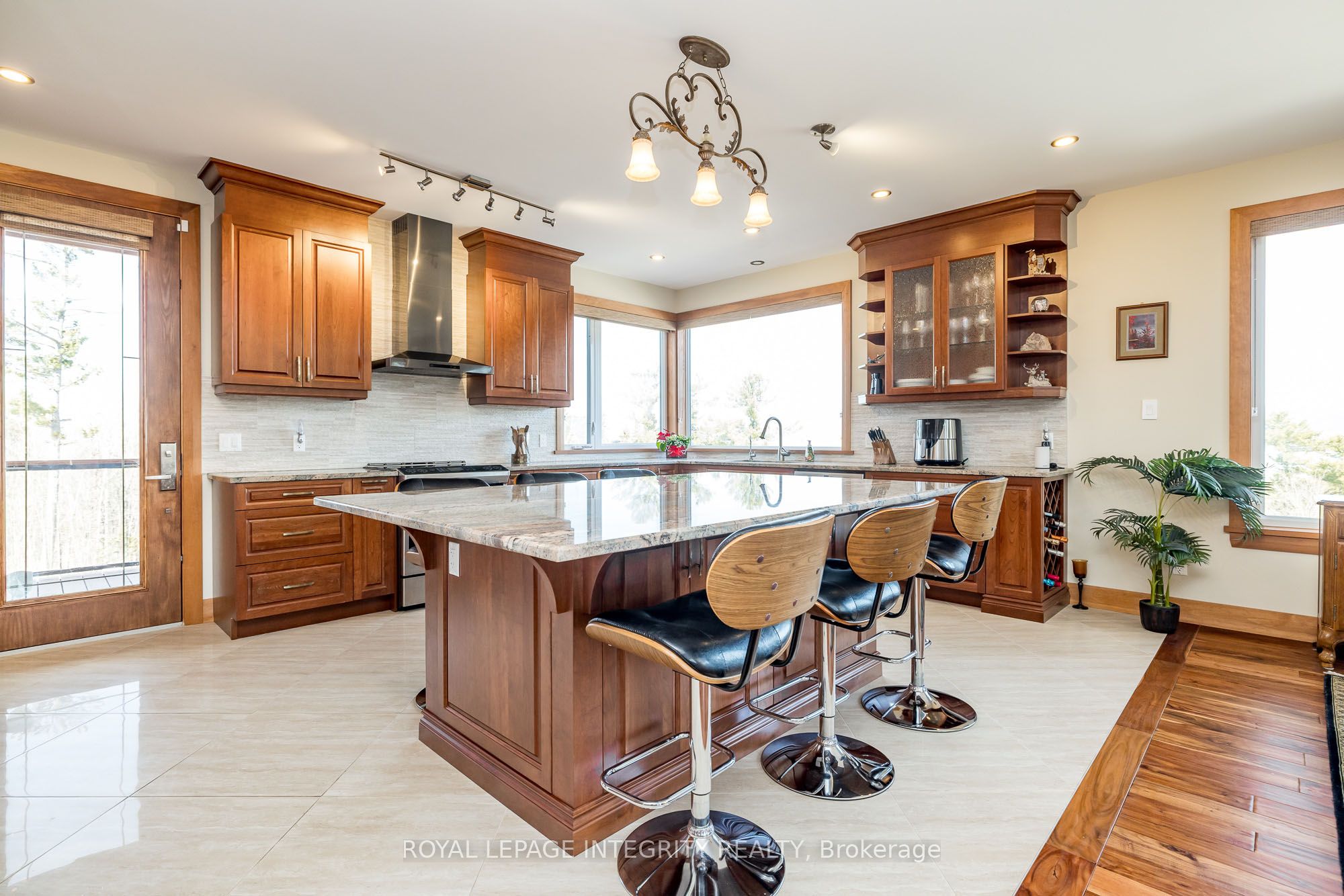 3052 Stoneridge Road Property Photo 14