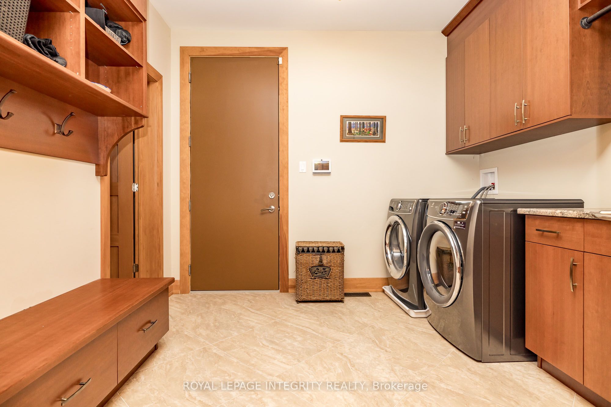 3052 Stoneridge Road Property Photo 19