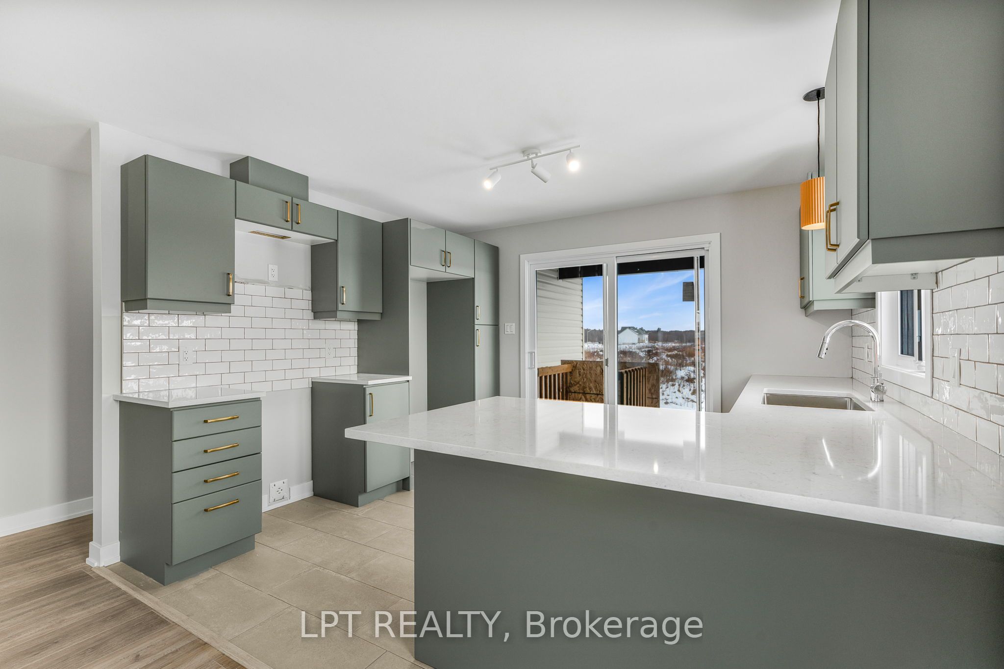 965 Katia Street Property Photo 12