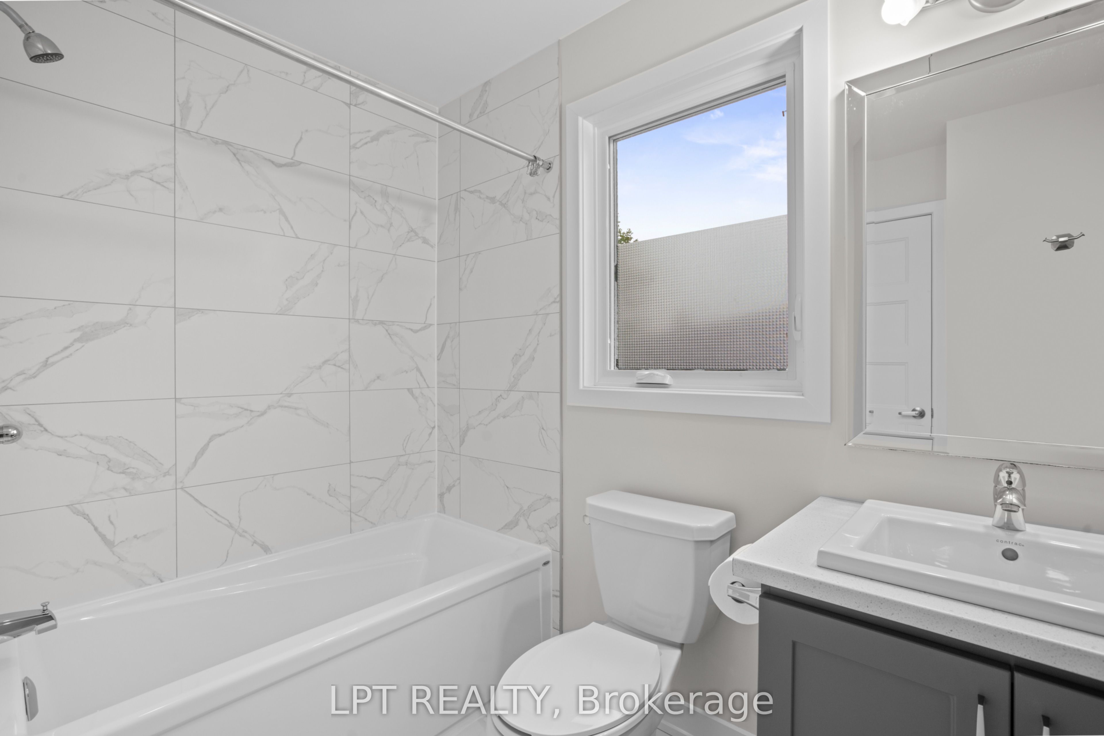 936 Katia Street Property Photo 33