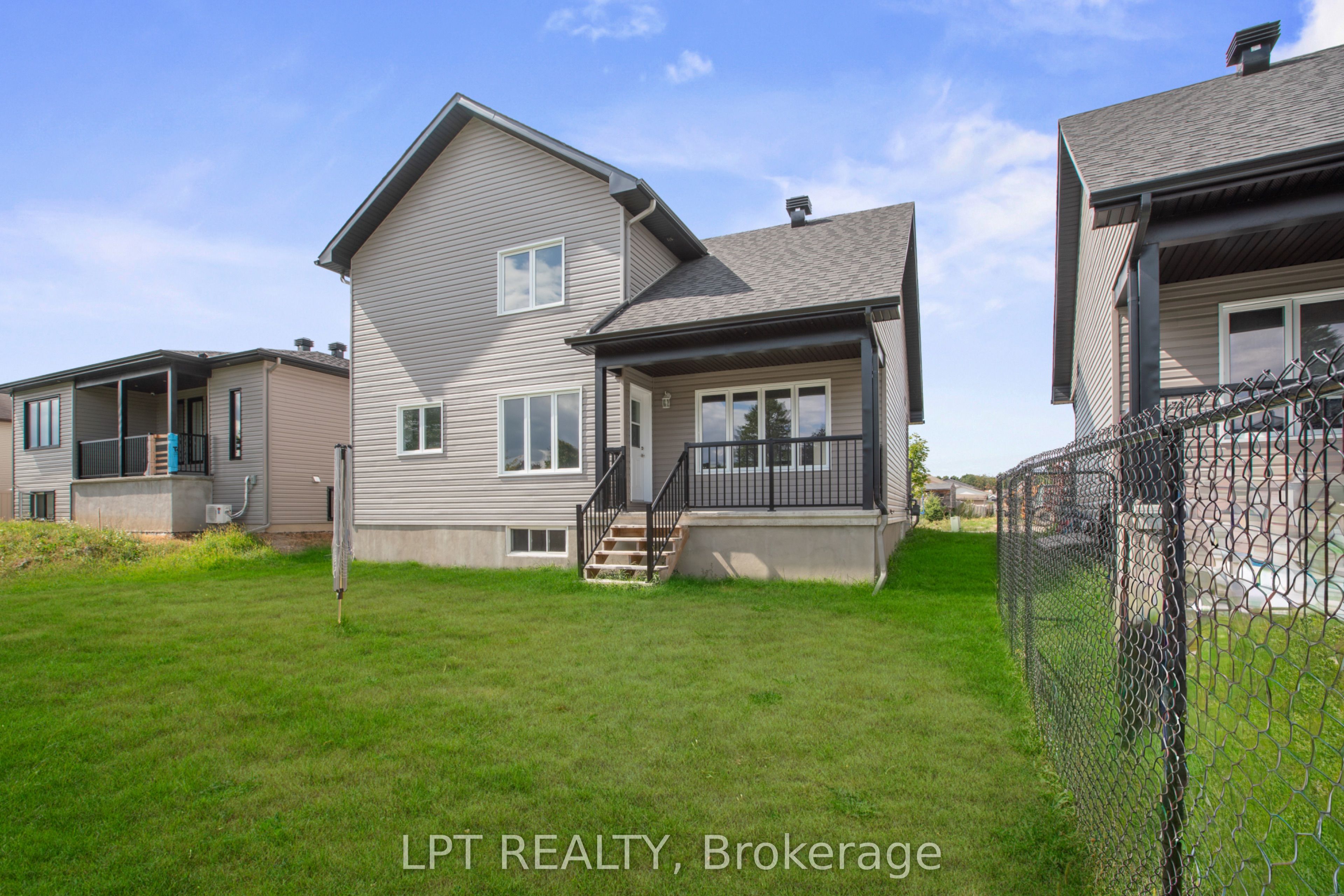 936 Katia Street Property Photo 42
