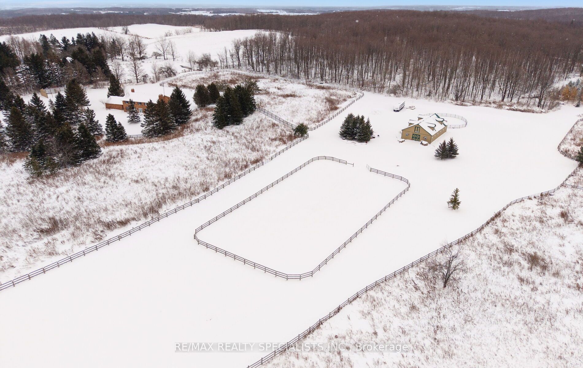 427194 25th Side Road Property Photo 5