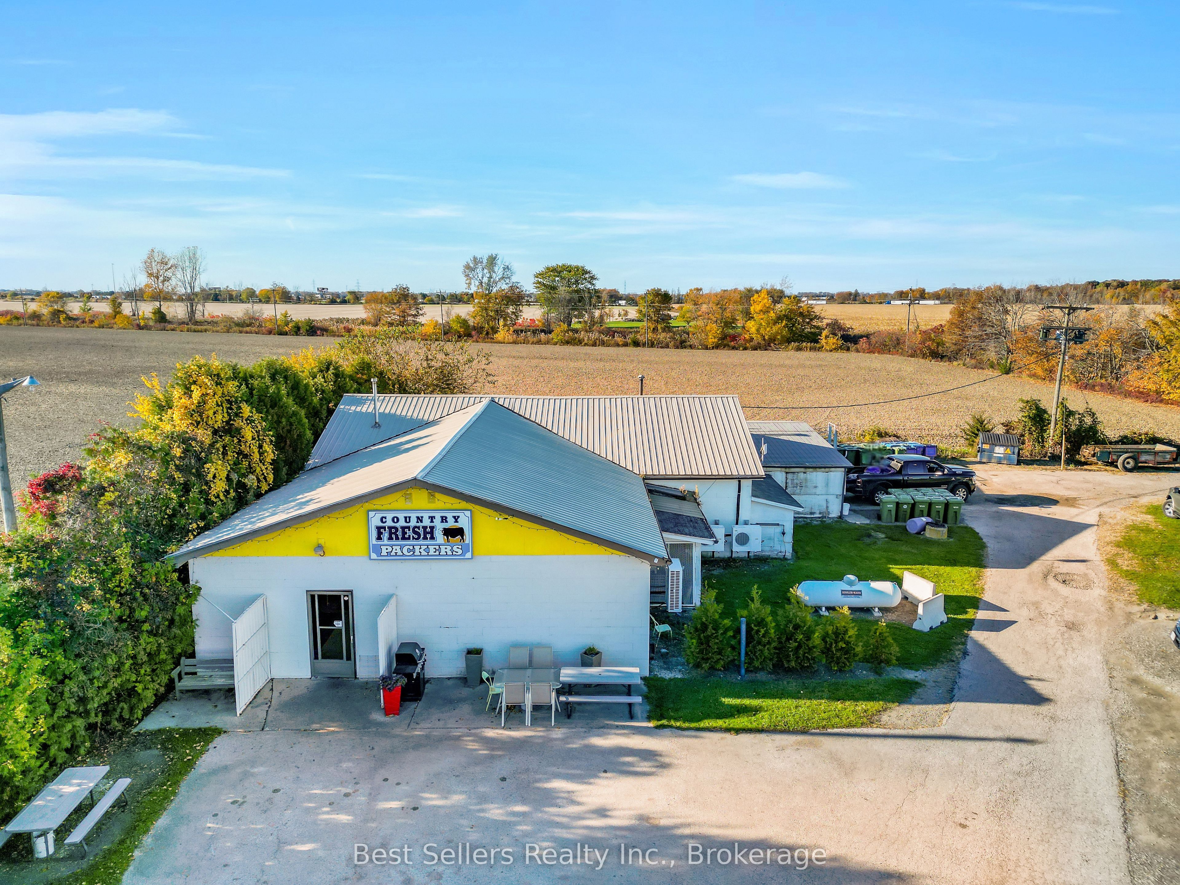 4049 Bonneau Line Property Photo 4