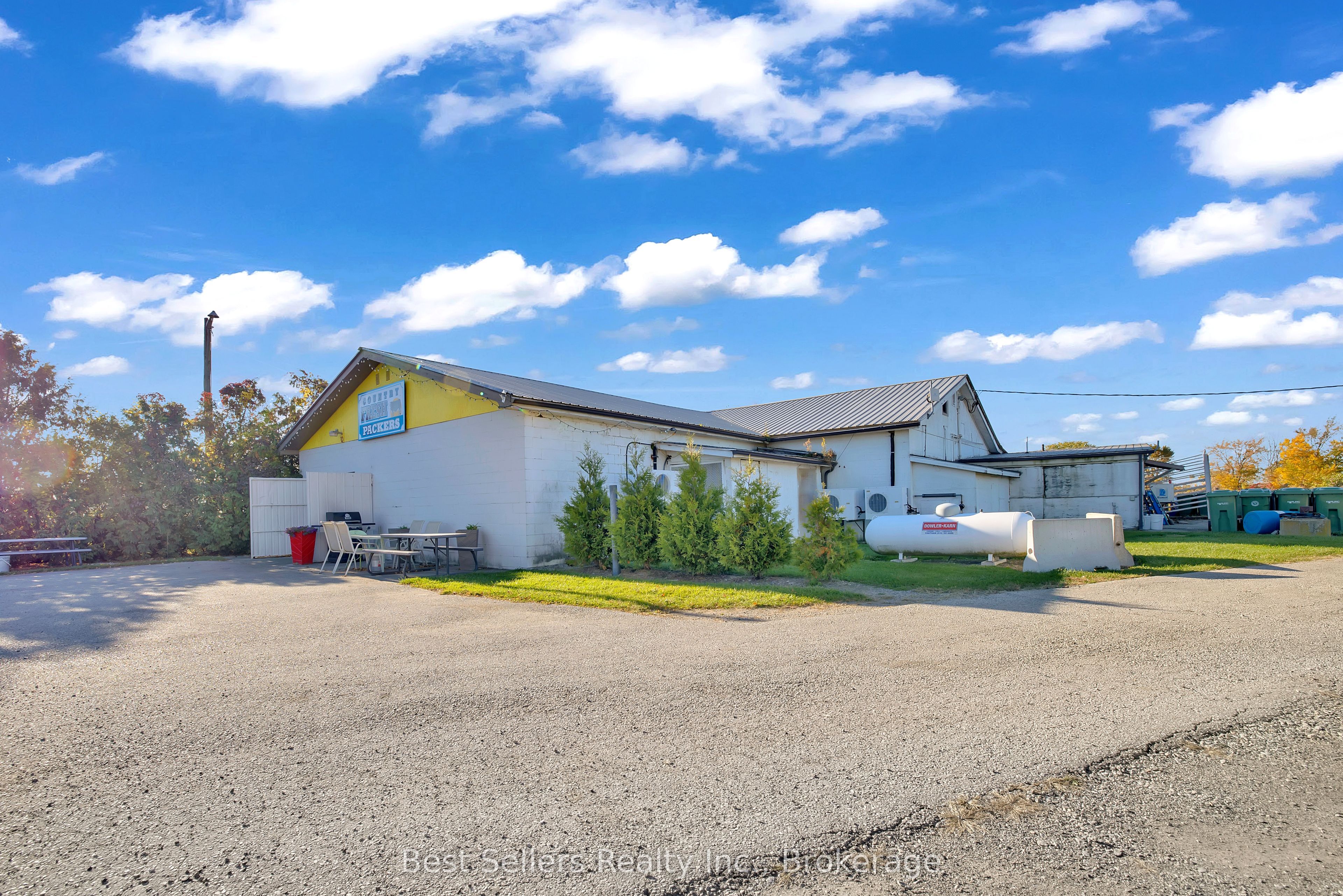 4049 Bonneau Line Property Photo 6