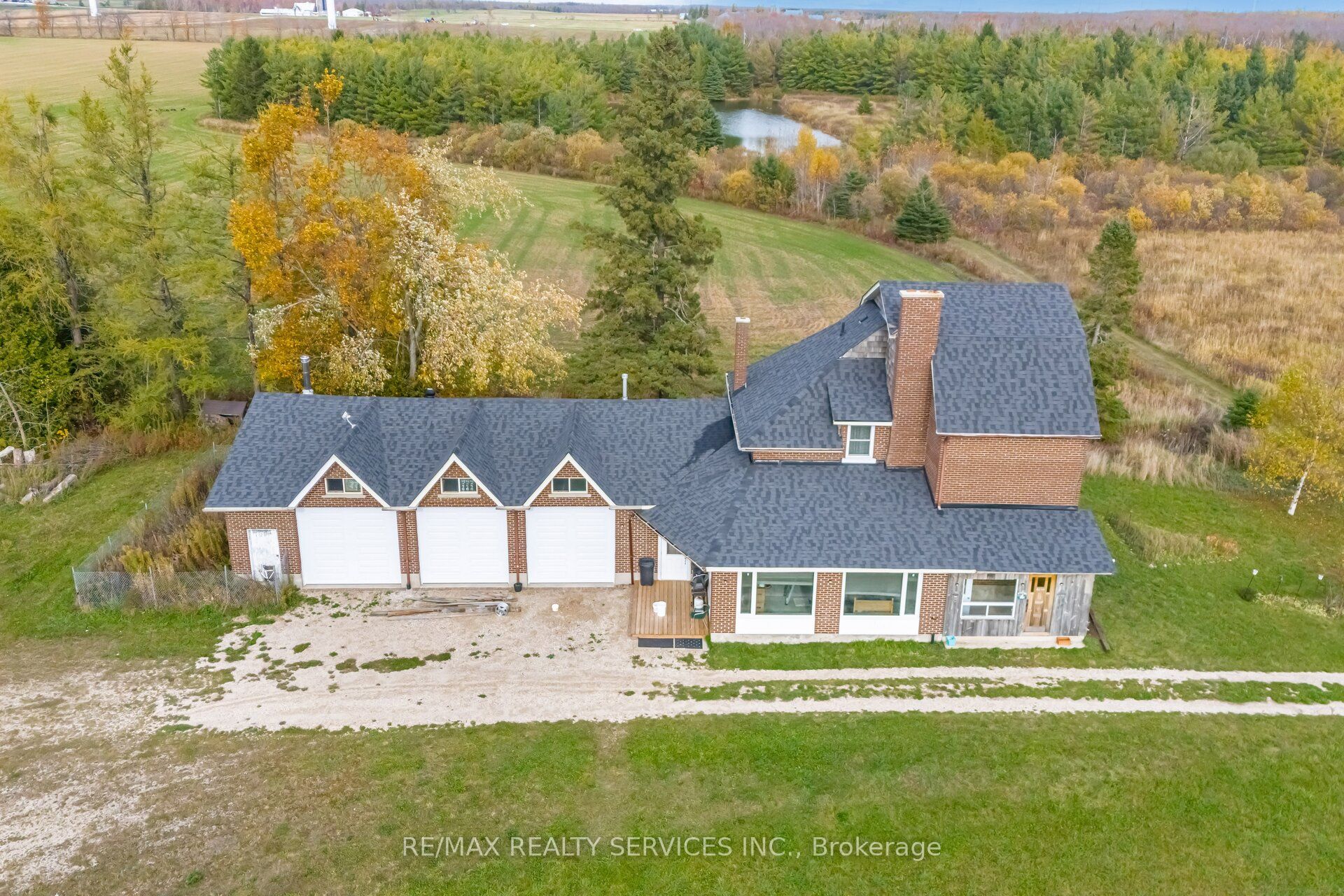 764059 240 Side Road Property Photo 7