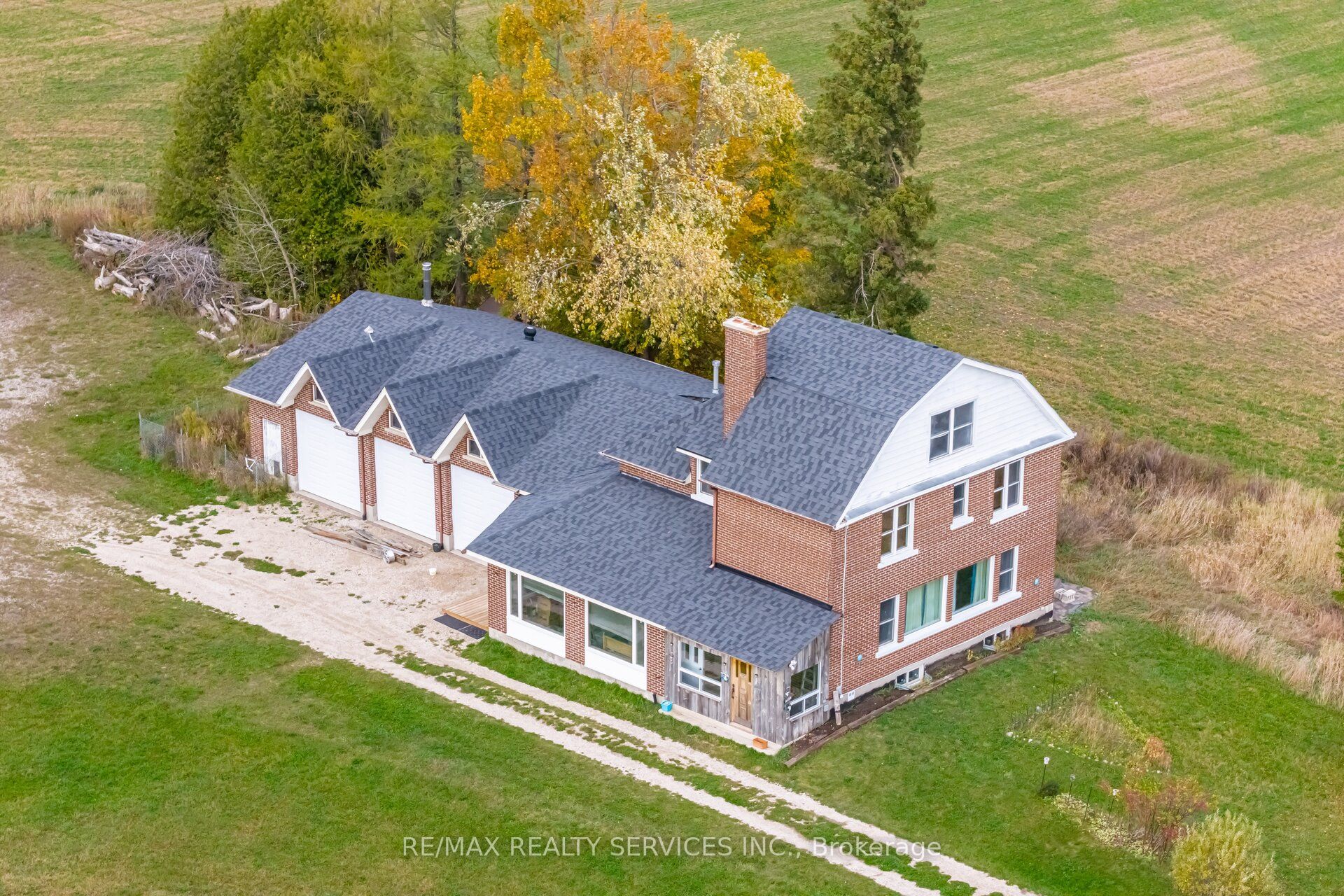 764059 240 Side Road Property Photo 8