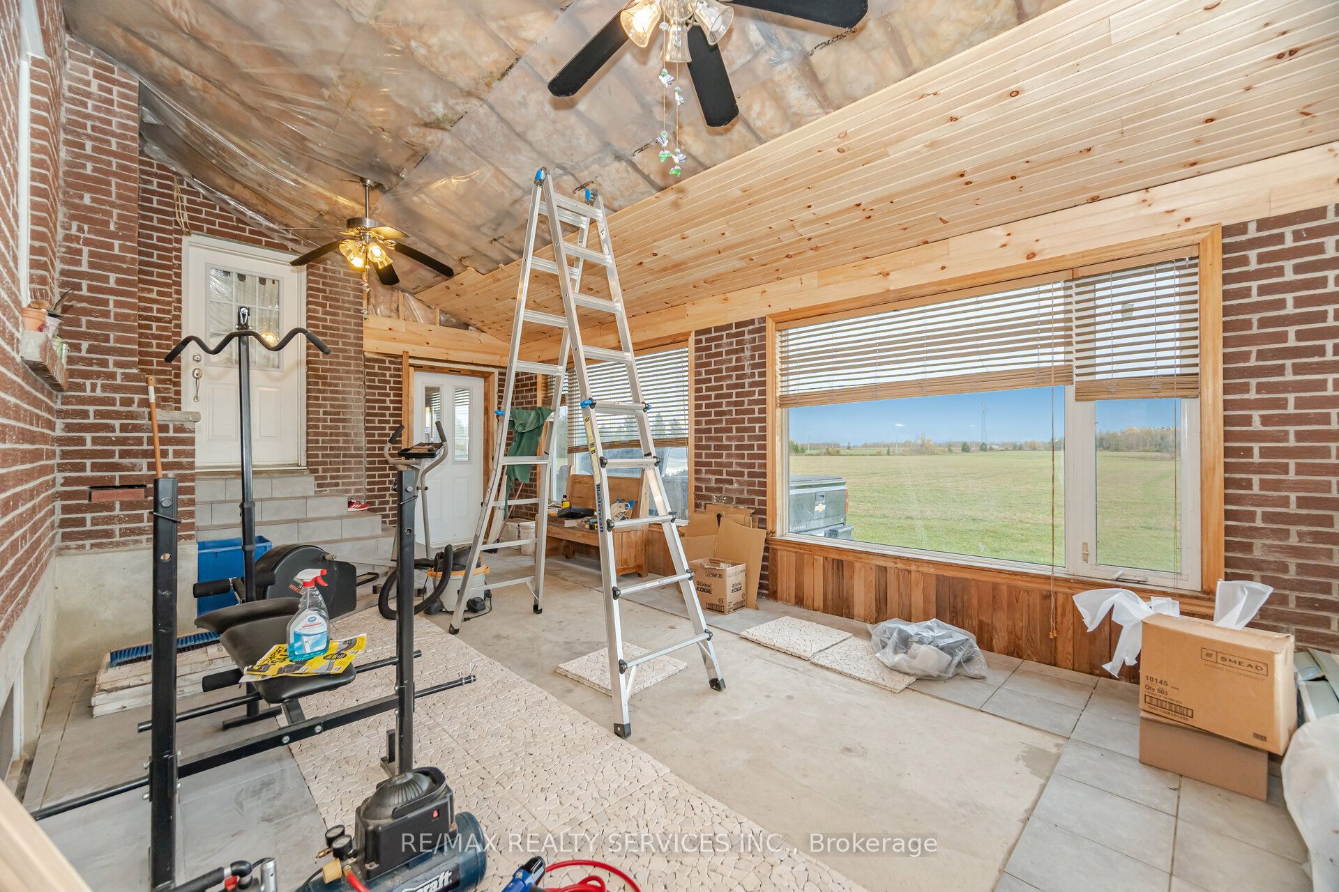 764059 240 Side Road Property Photo 17