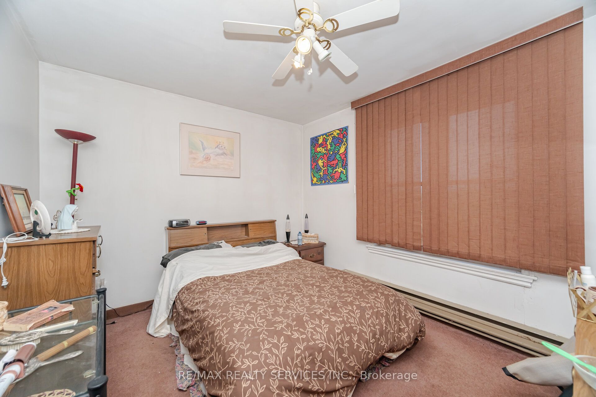 764059 240 Side Road Property Photo 32