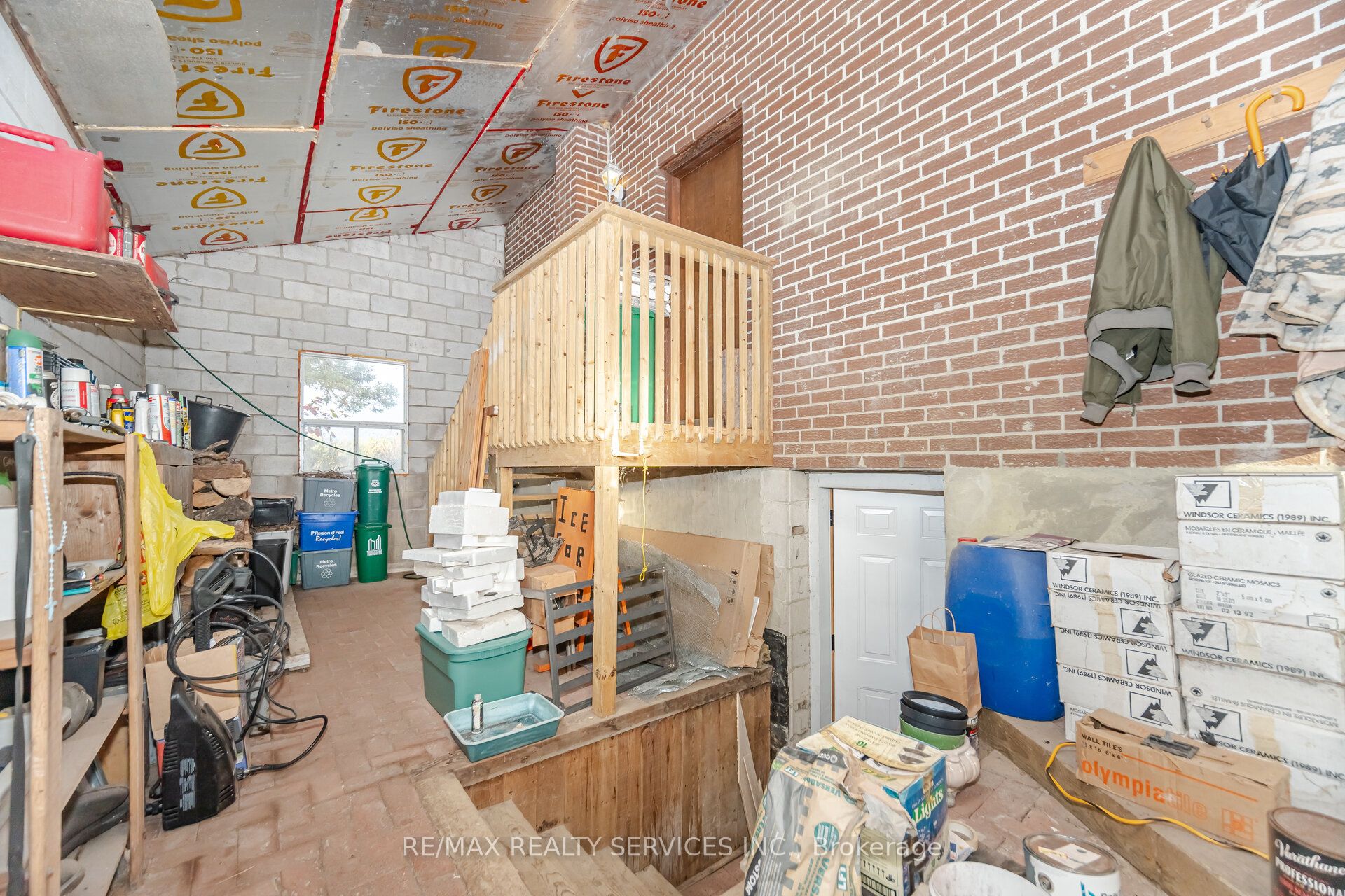 764059 240 Side Road Property Photo 35