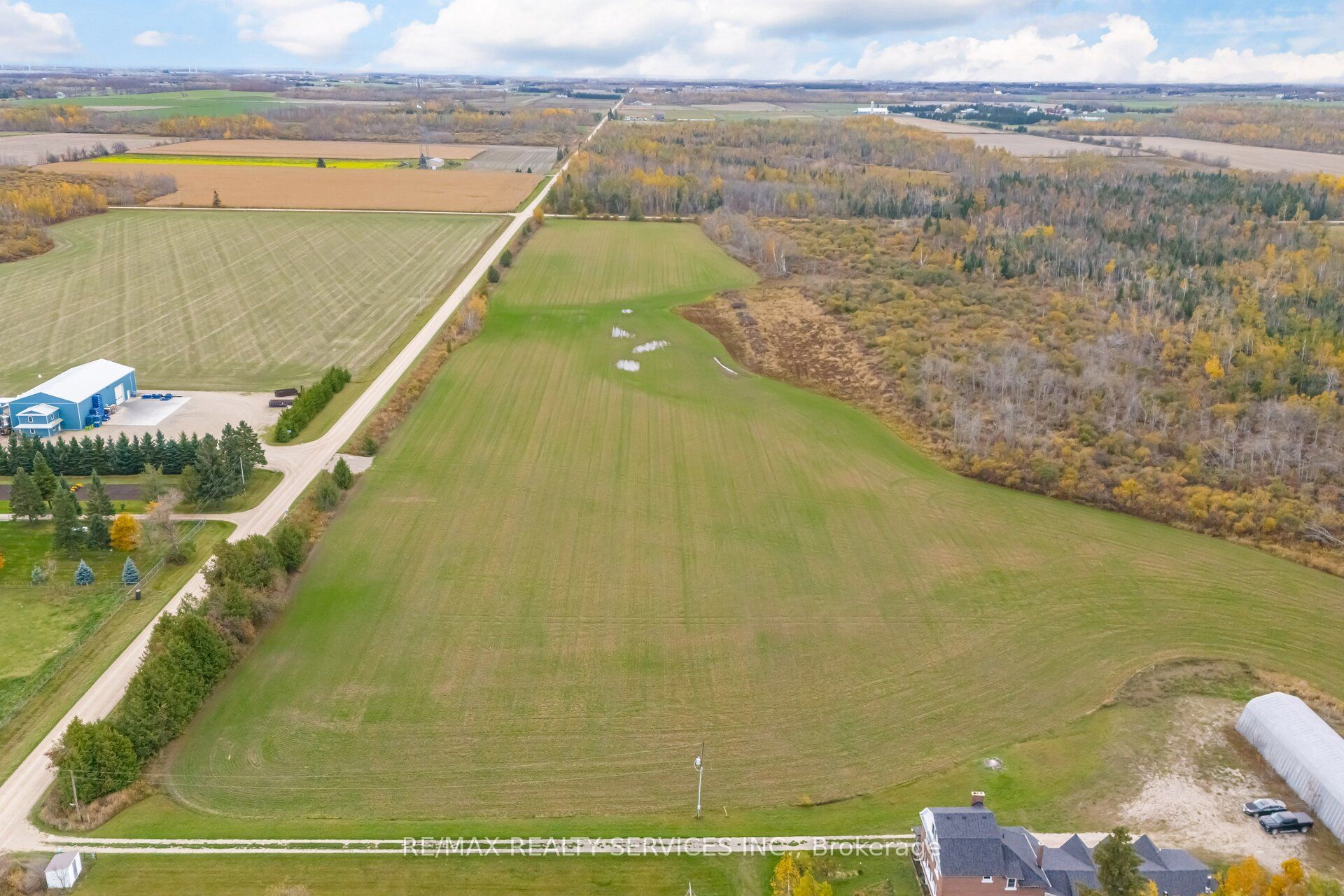 764059 240 Side Road Property Photo 50