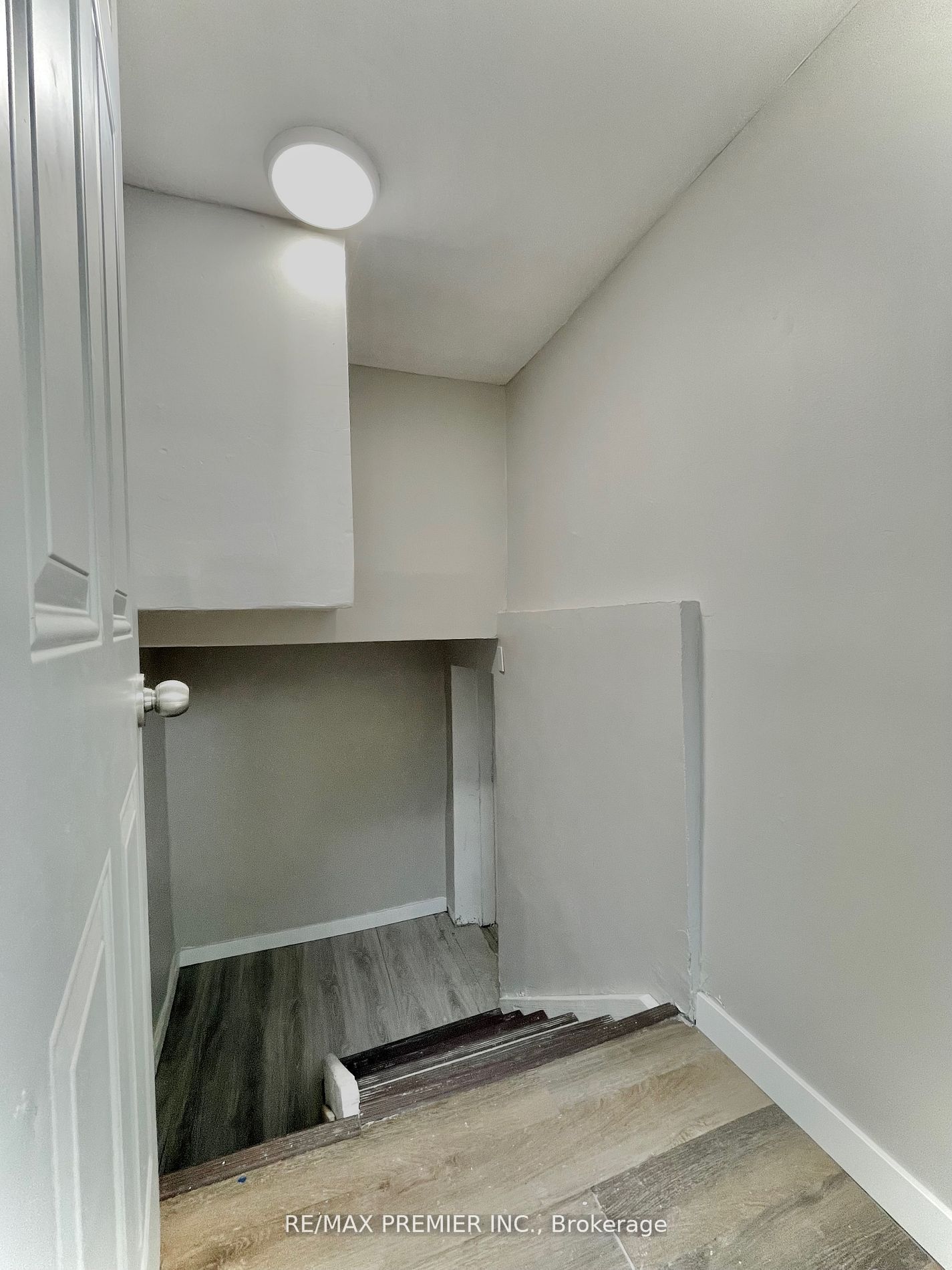 365 Bessie Avenue Property Photo 3