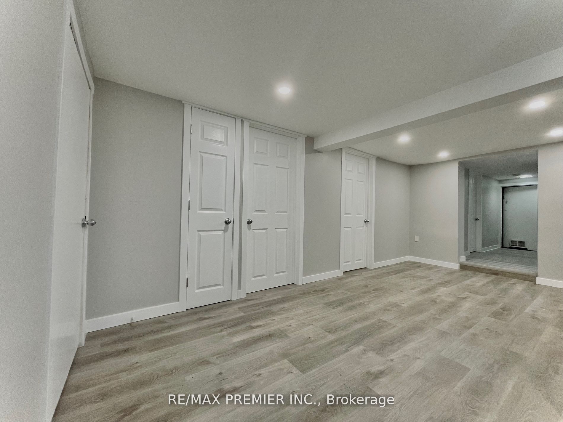 365 Bessie Avenue Property Photo 6