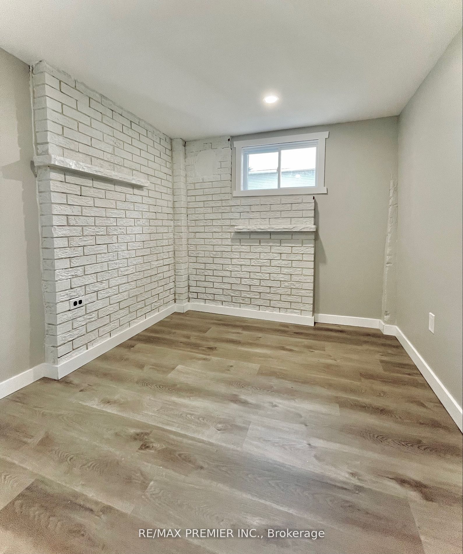 365 Bessie Avenue Property Photo 10