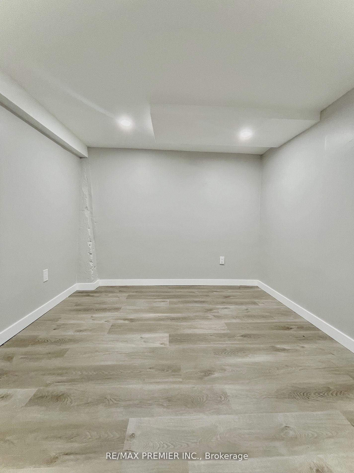 365 Bessie Avenue Property Photo 11