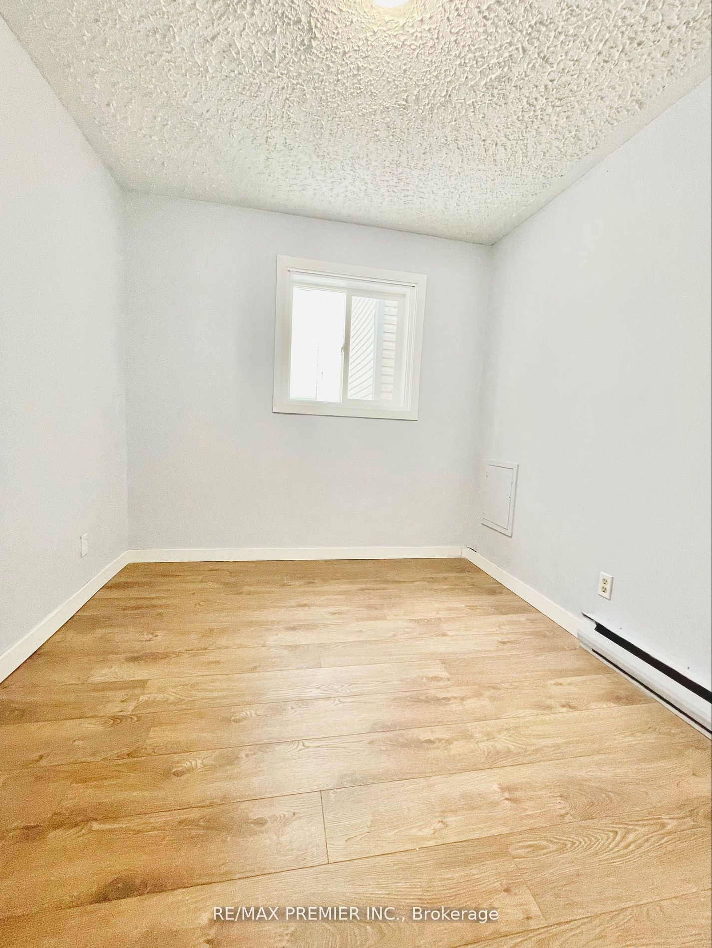 365 Bessie Avenue Property Photo 14
