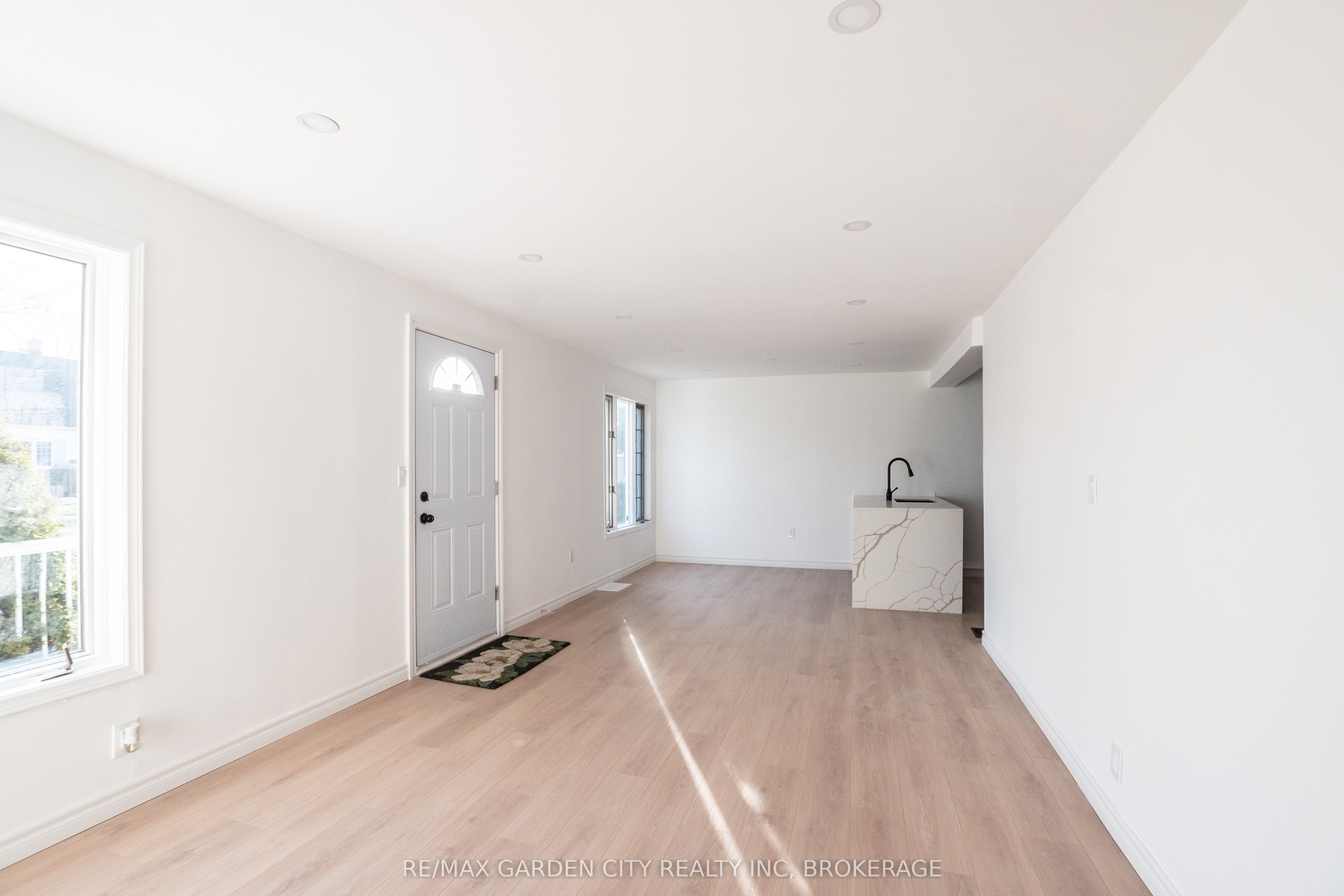 9 Fir Avenue Property Photo 5