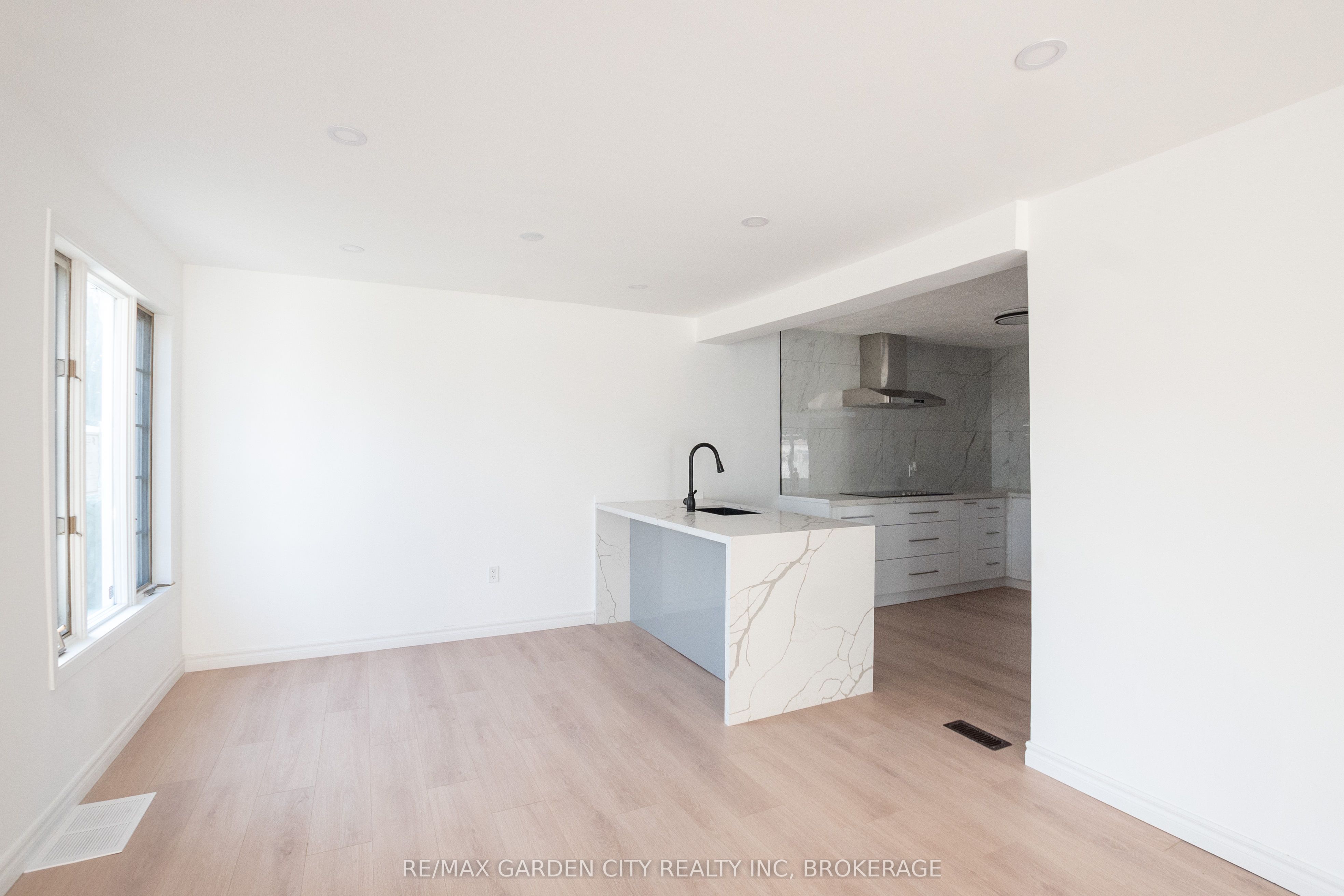 9 Fir Avenue Property Photo 7