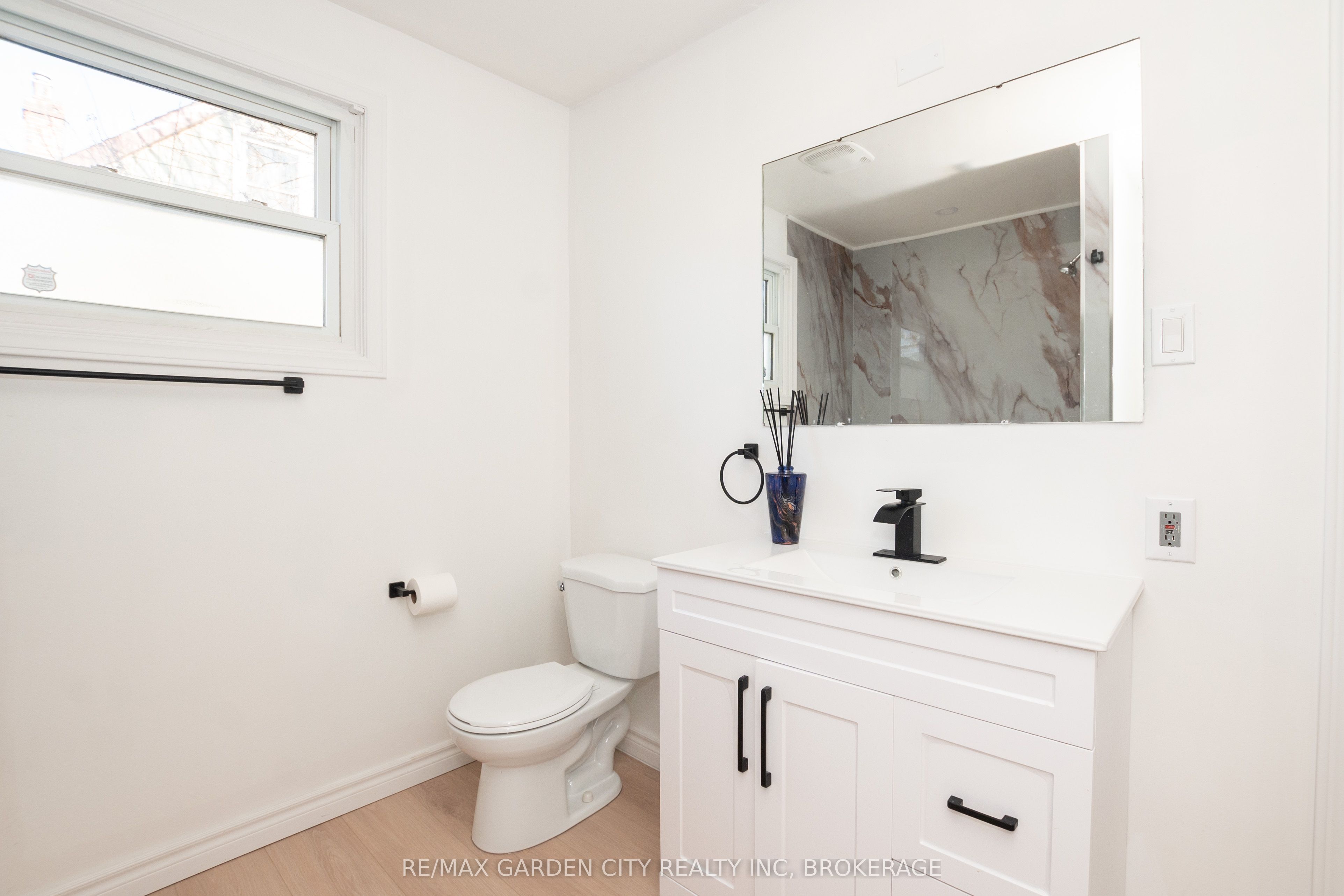 9 Fir Avenue Property Photo 18