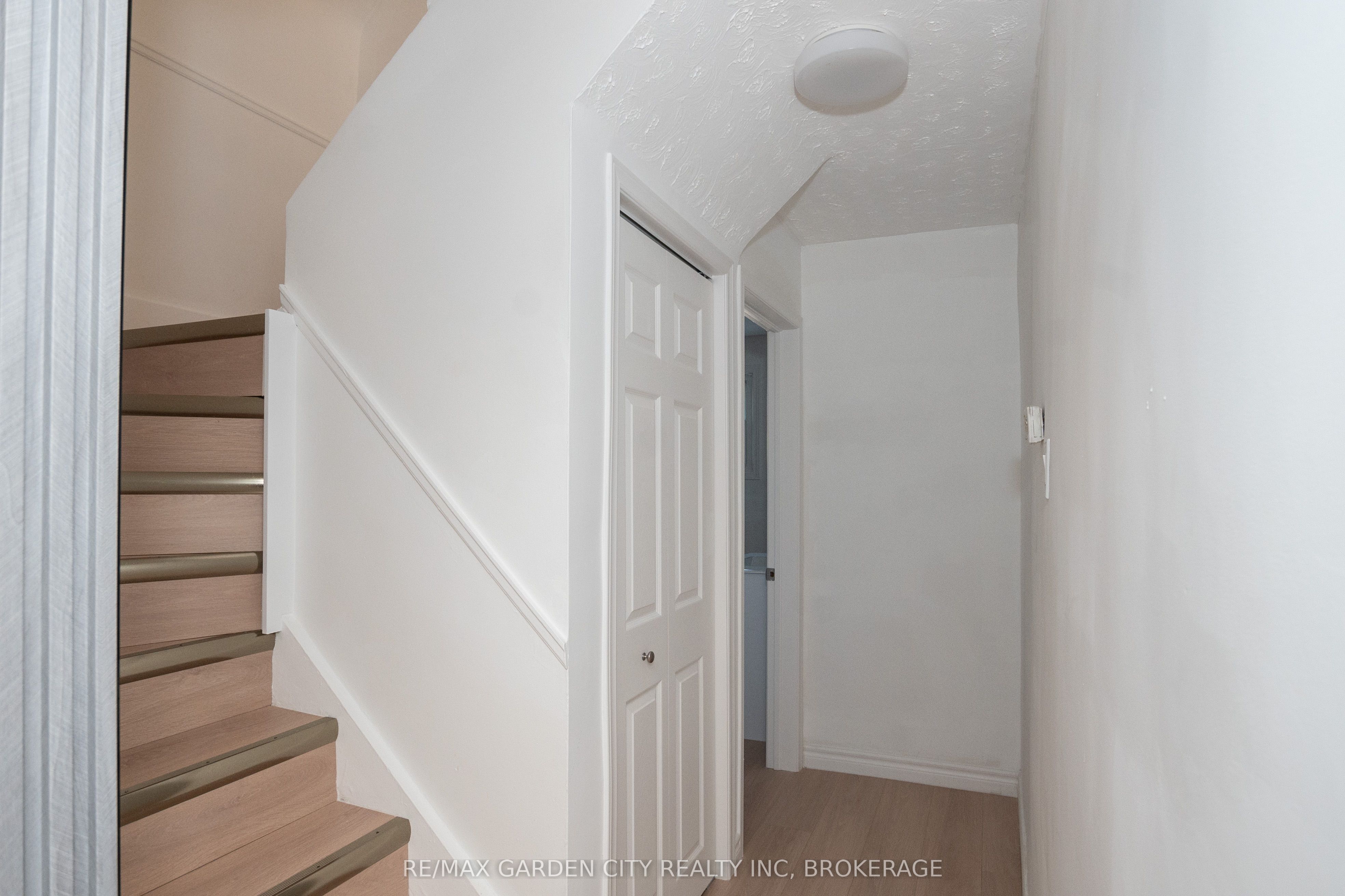 9 Fir Avenue Property Photo 20