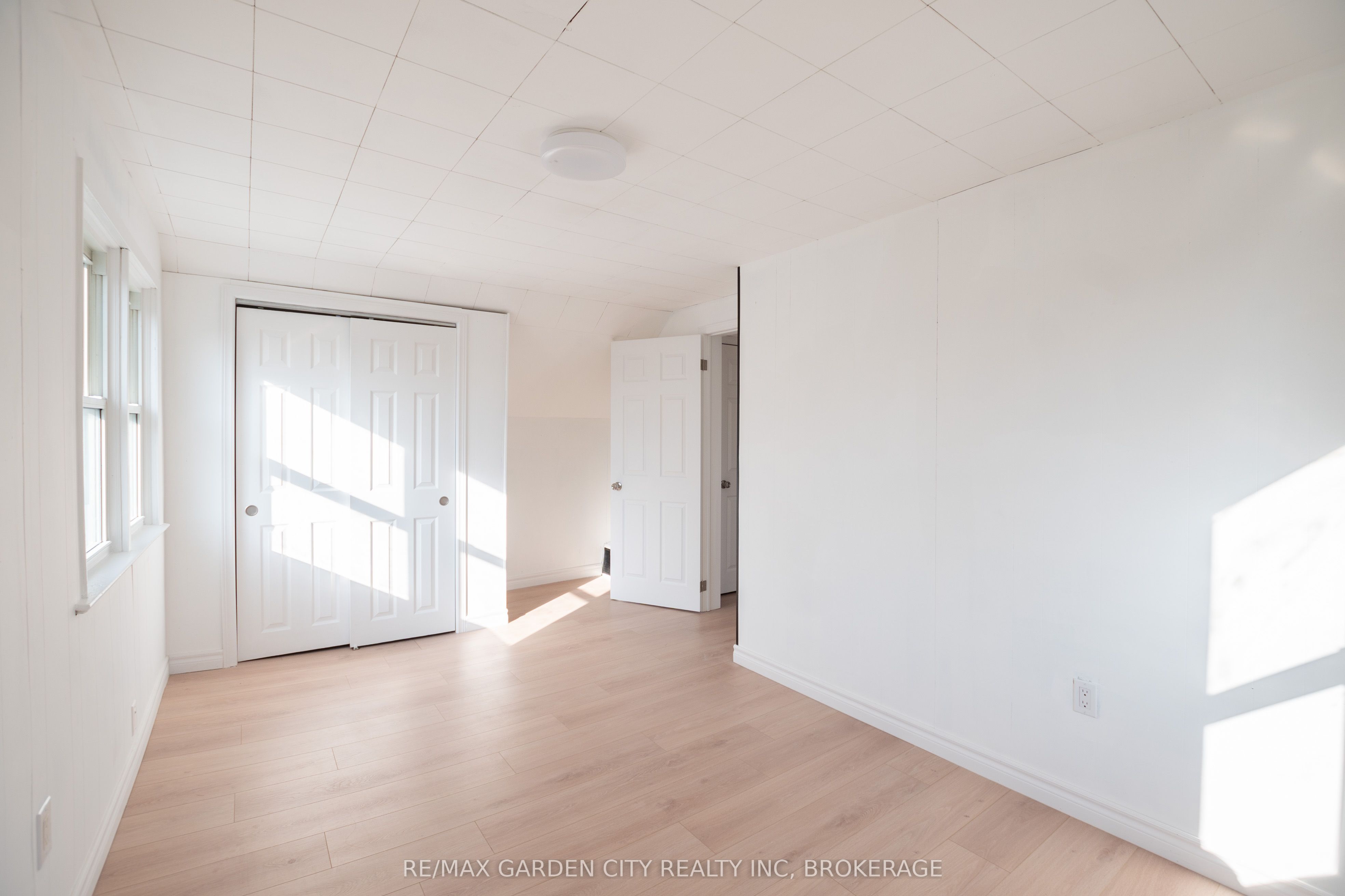 9 Fir Avenue Property Photo 26