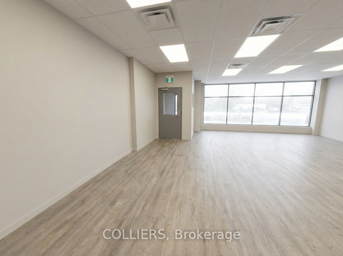 108 Parkdale Avenue N Property Photo 4