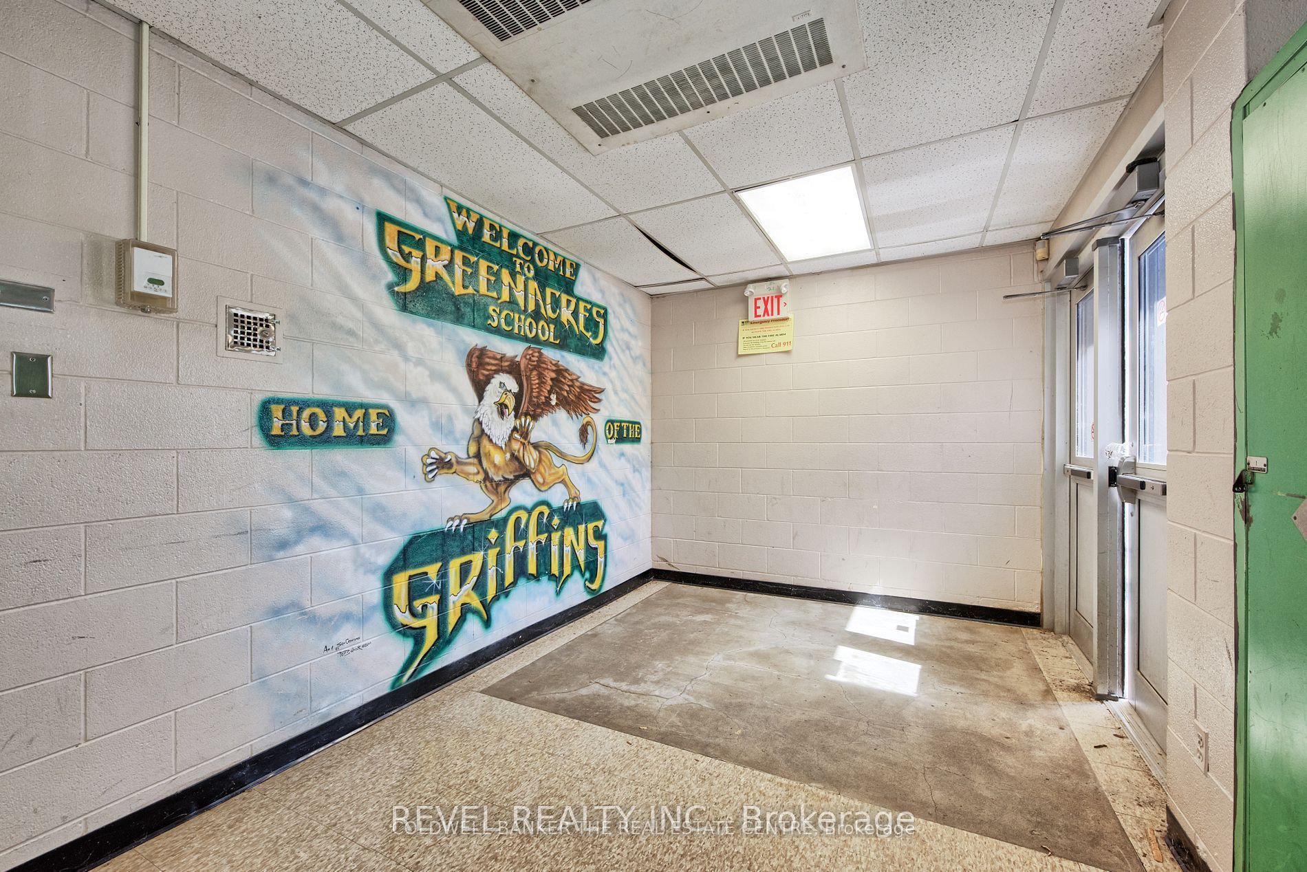 45 Randall Avenue Property Photo 10