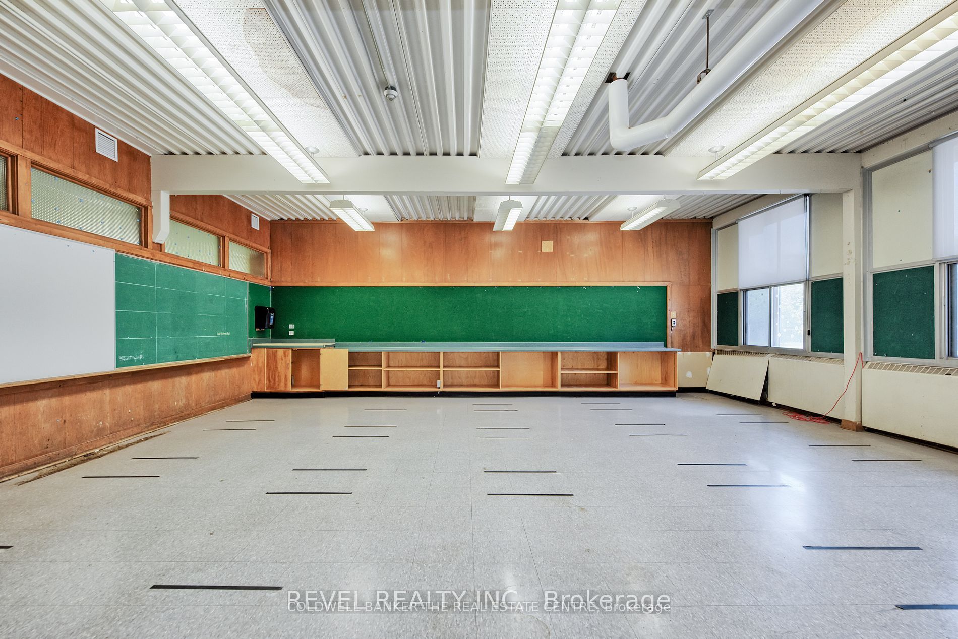 45 Randall Avenue Property Photo 13
