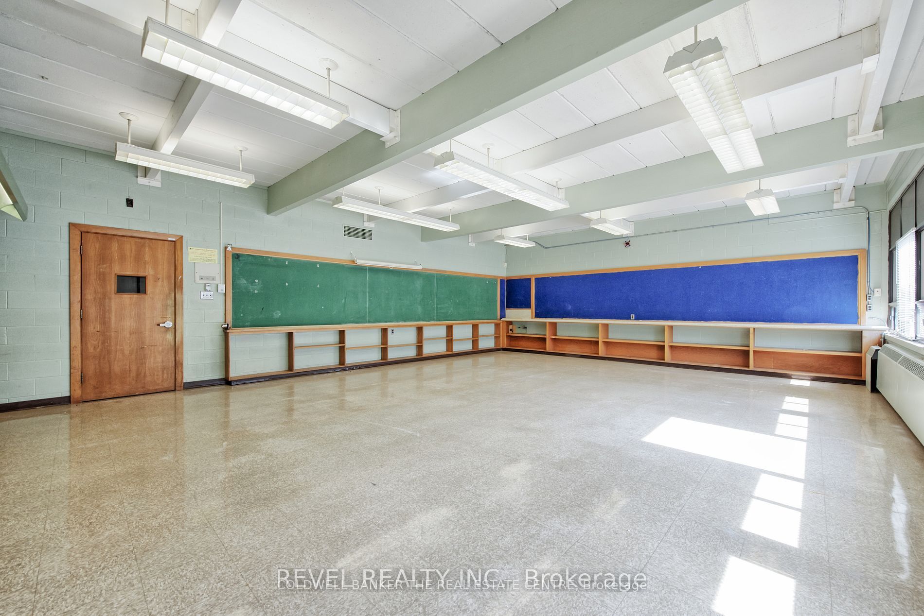 45 Randall Avenue Property Photo 14
