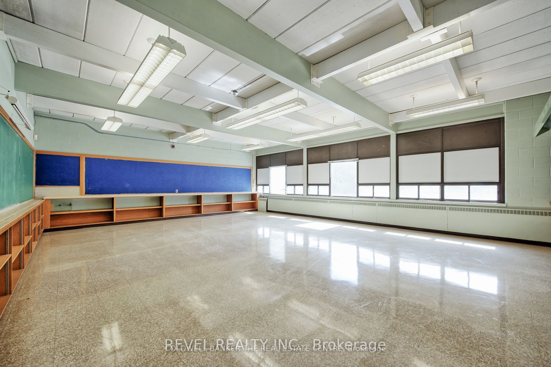 45 Randall Avenue Property Photo 15
