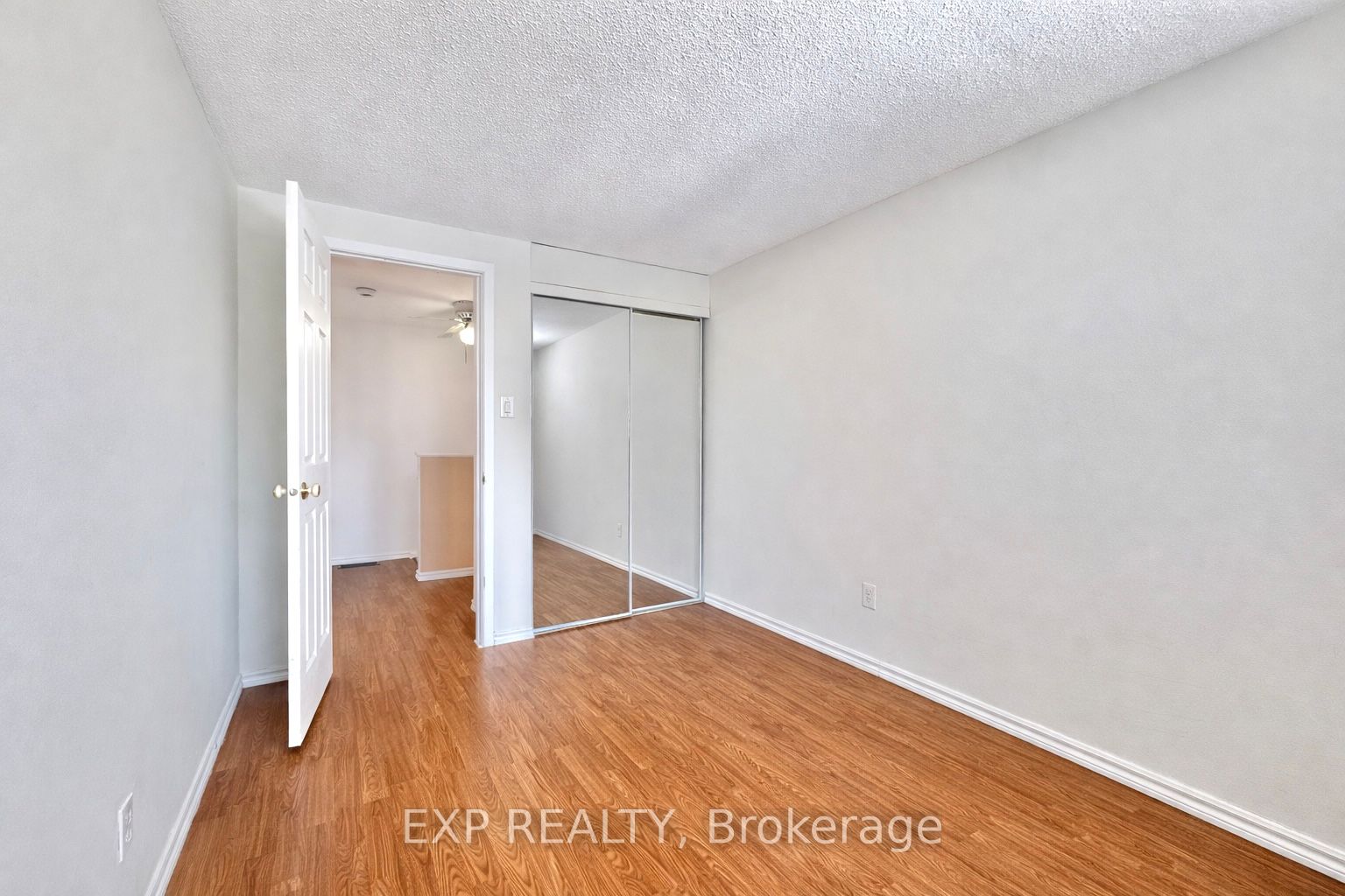 11c Sonnet Crescent Property Photo 15