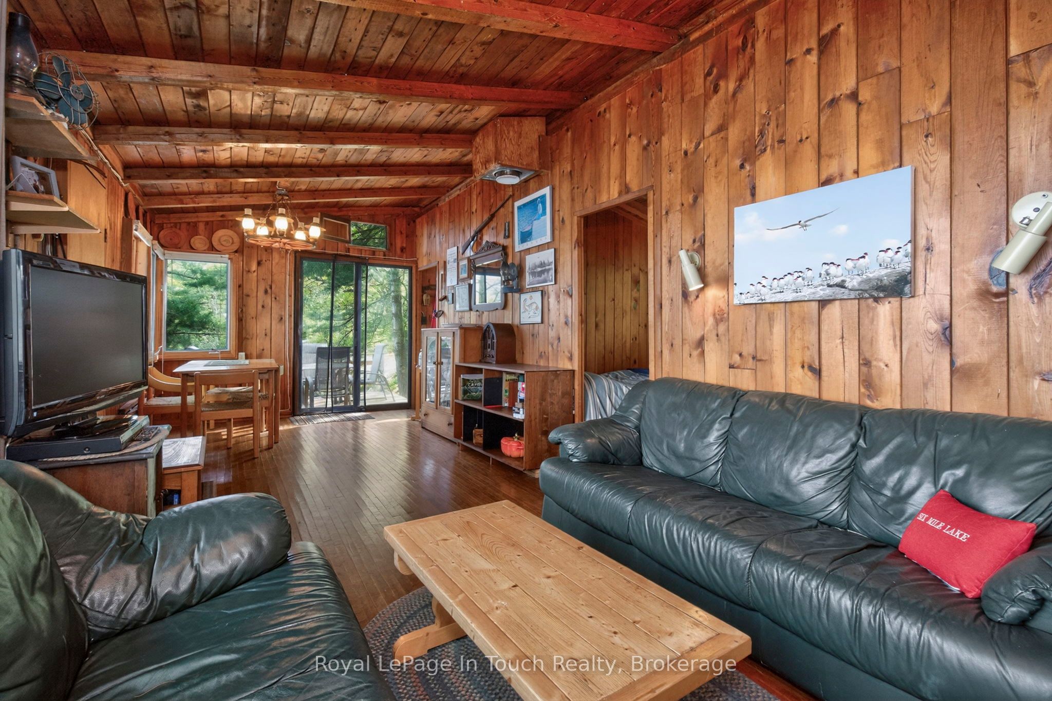 1916 Six Mile Lake Shore Island Property Photo 23