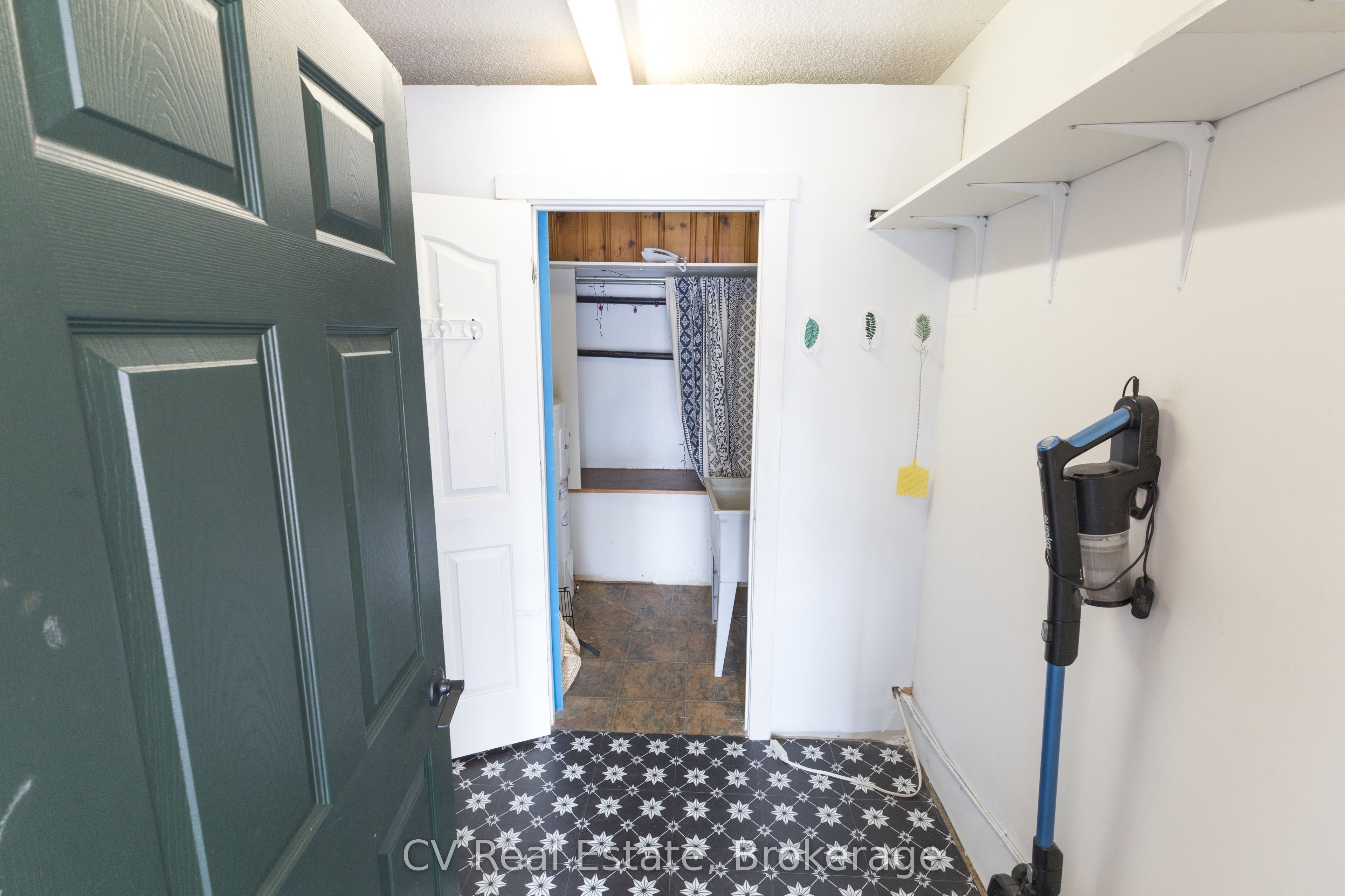 10 Brunel Road Property Photo 35