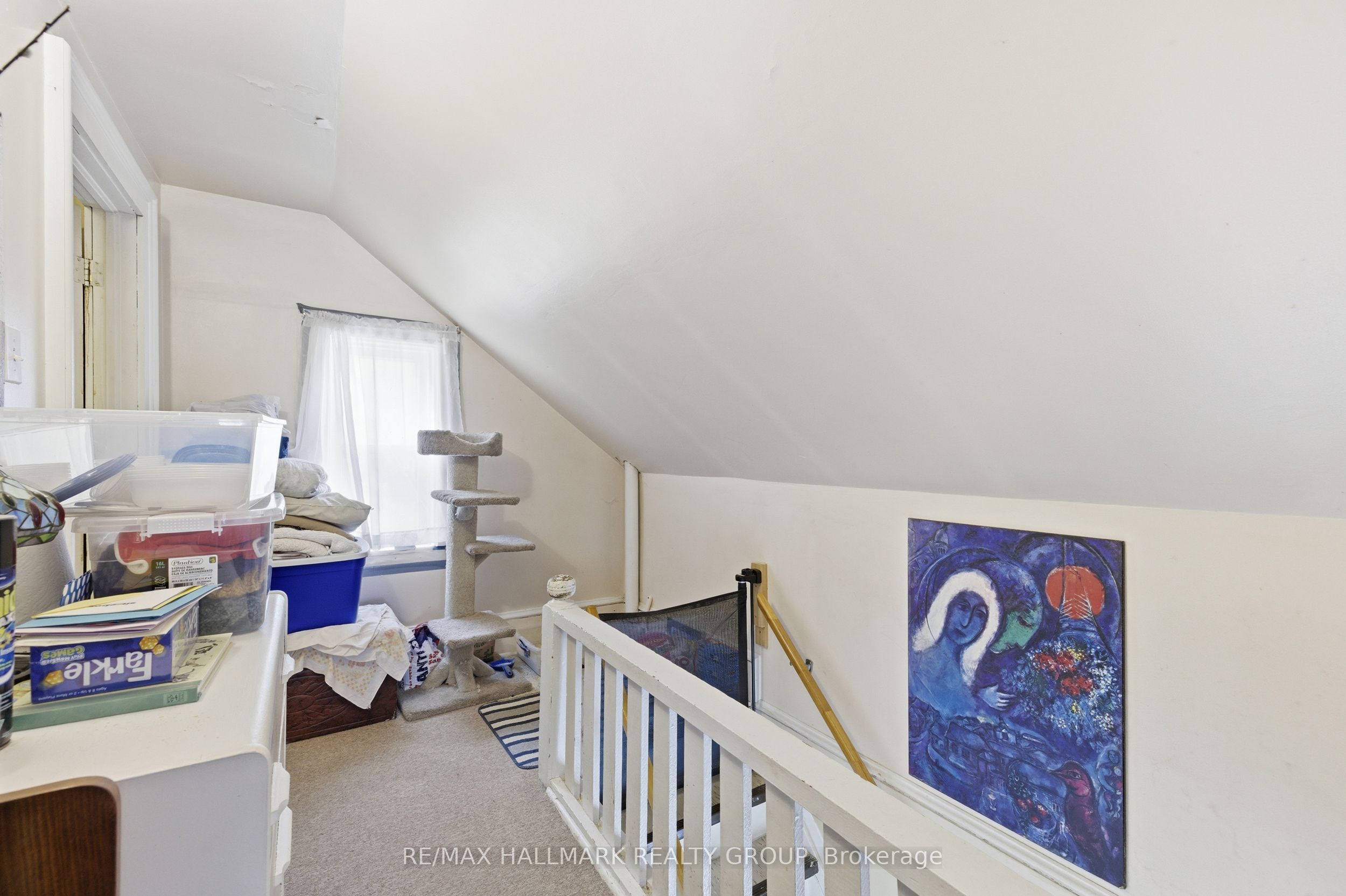 229 Gore Street E Property Photo 19