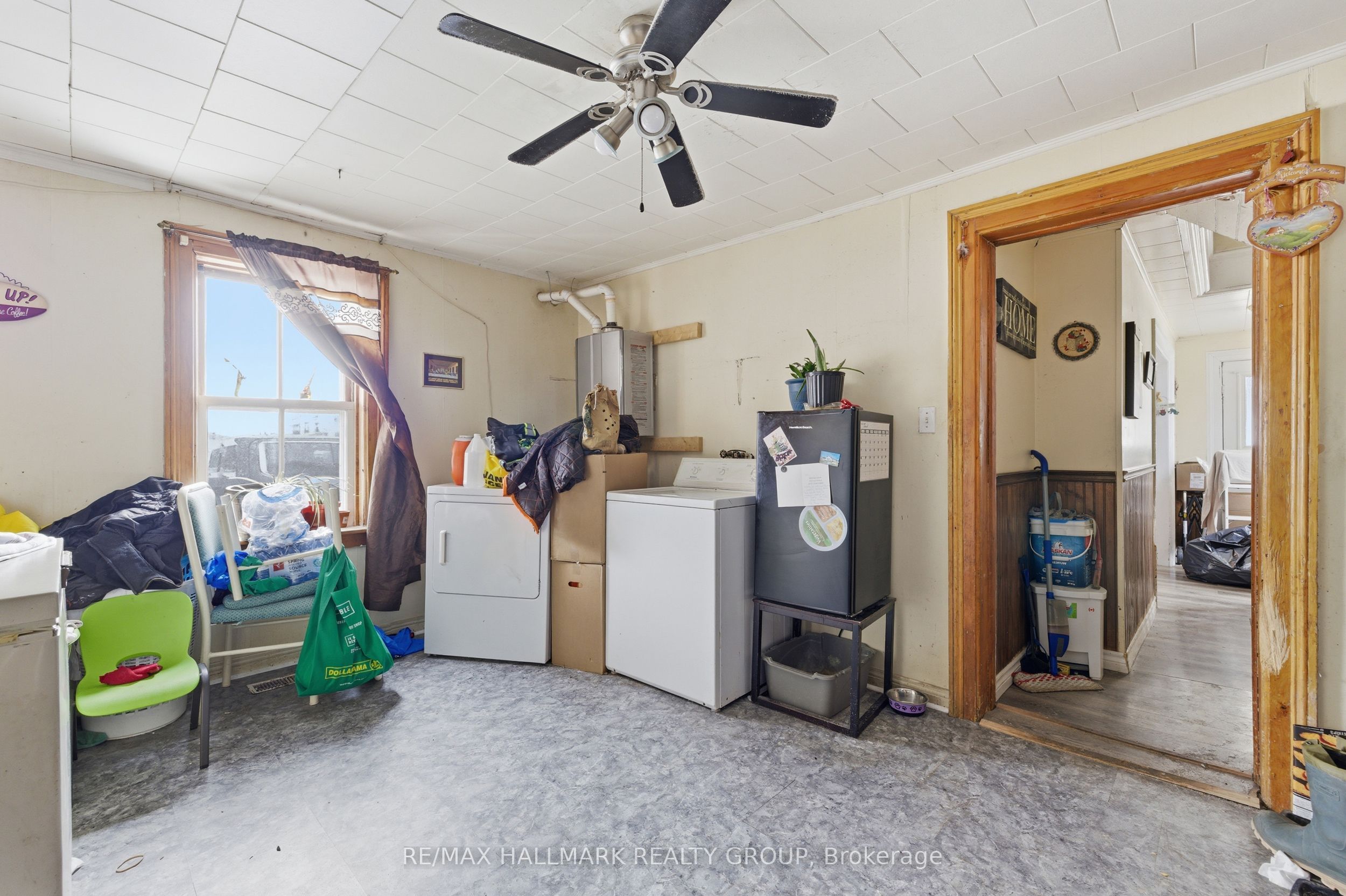 229 Gore Street E Property Photo 28