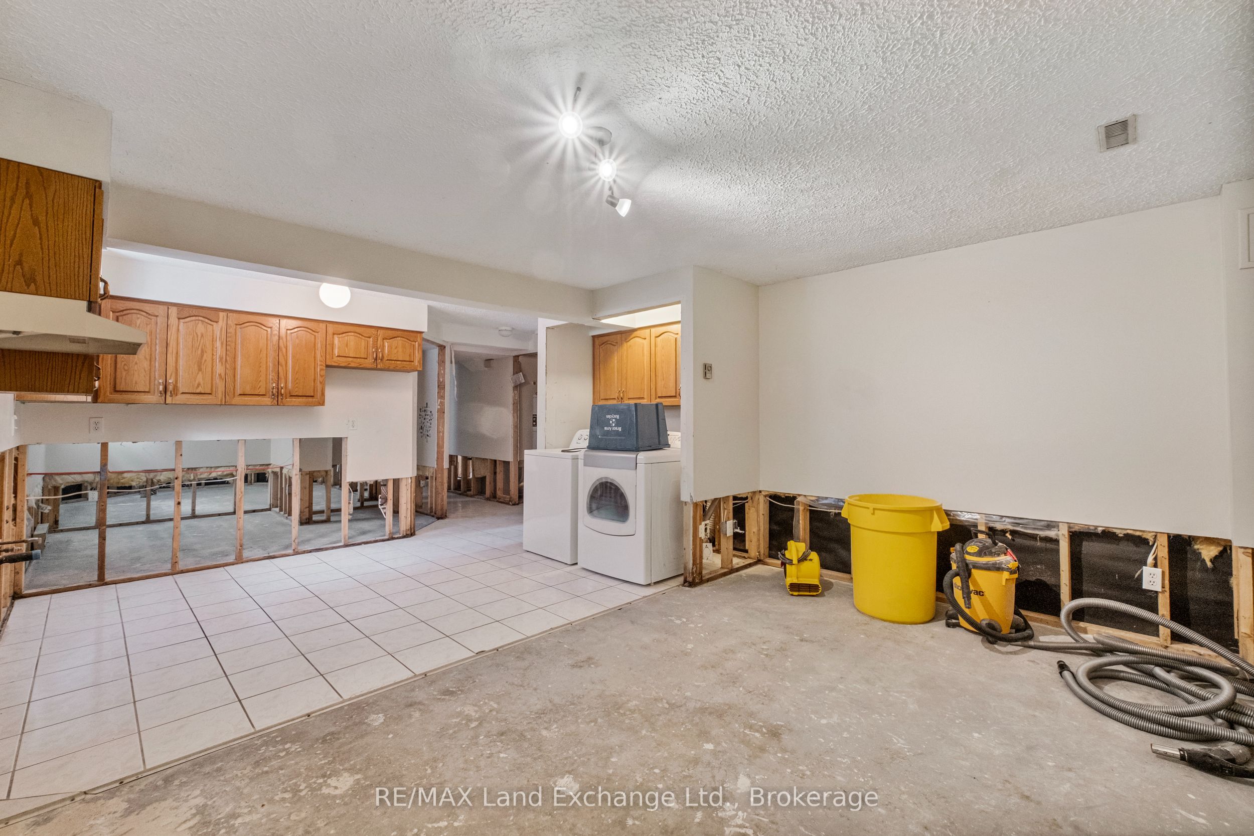 750 Mcpherson Crescent Property Photo 40