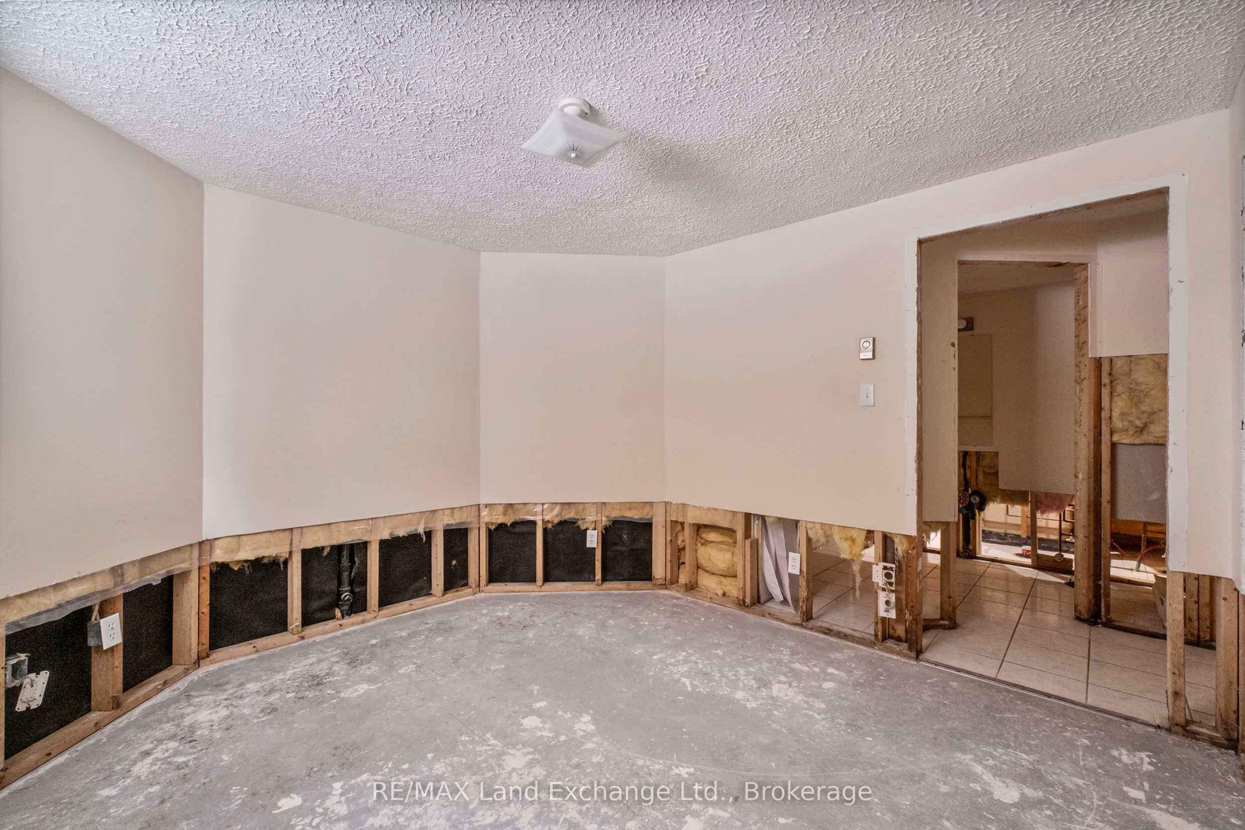750 Mcpherson Crescent Property Photo 42