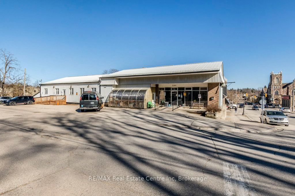 280 St Patrick Street W Property Photo 1