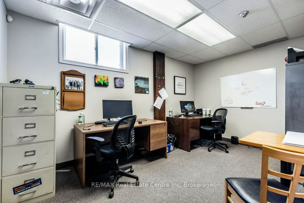 280 St Patrick Street W Property Photo 8
