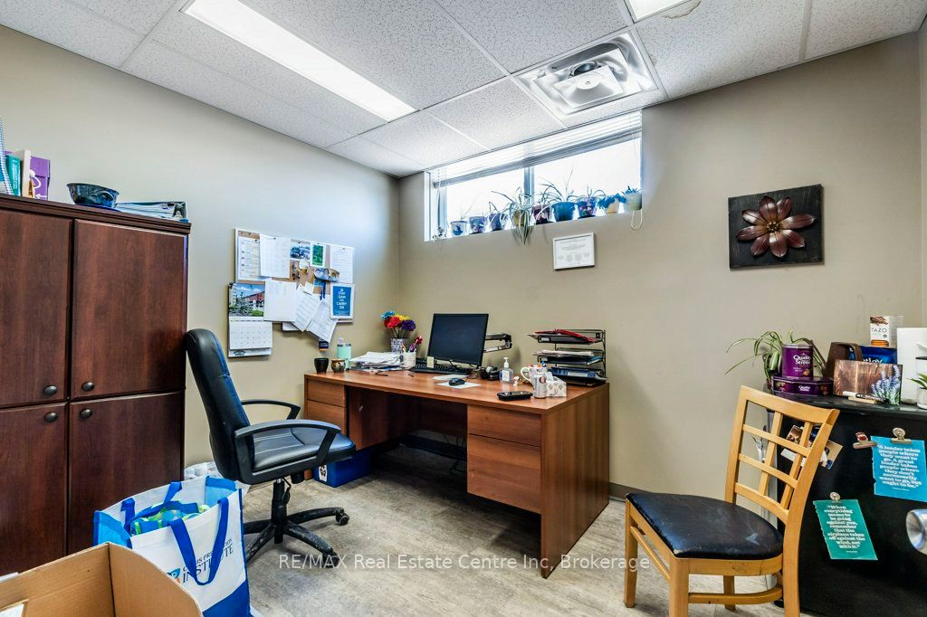 280 St Patrick Street W Property Photo 9