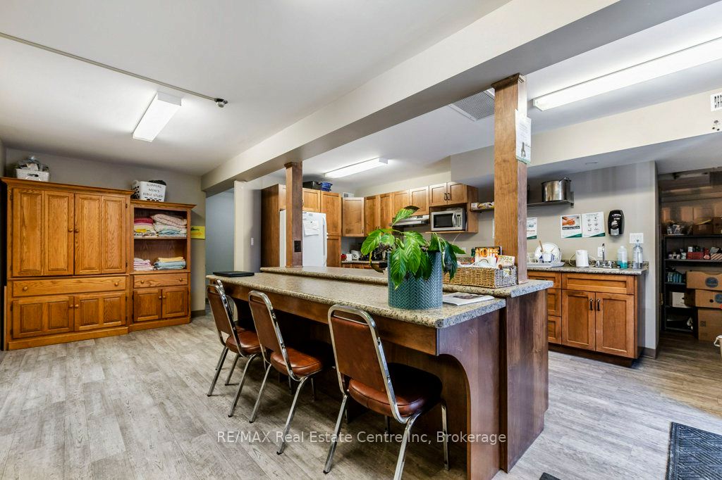 280 St Patrick Street W Property Photo 13