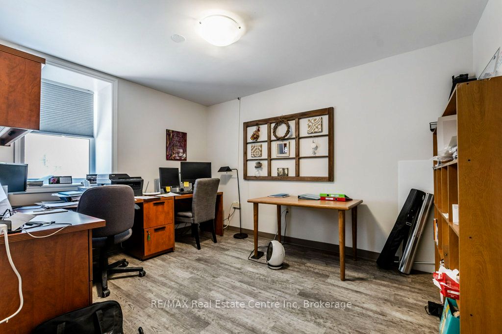 280 St Patrick Street W Property Photo 16