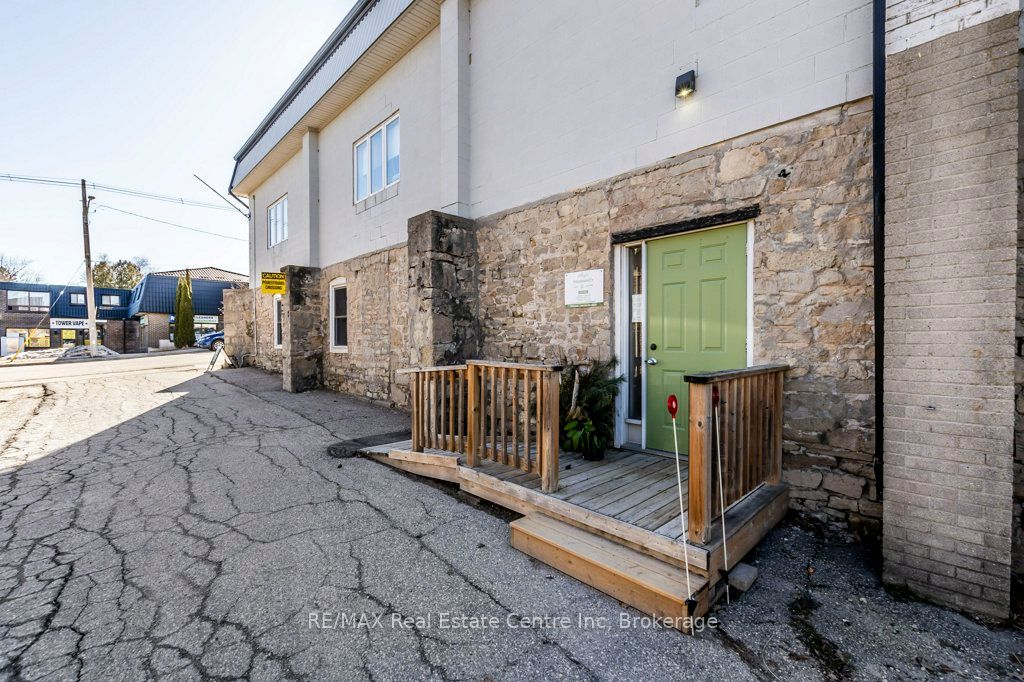 280 St Patrick Street W Property Photo 22