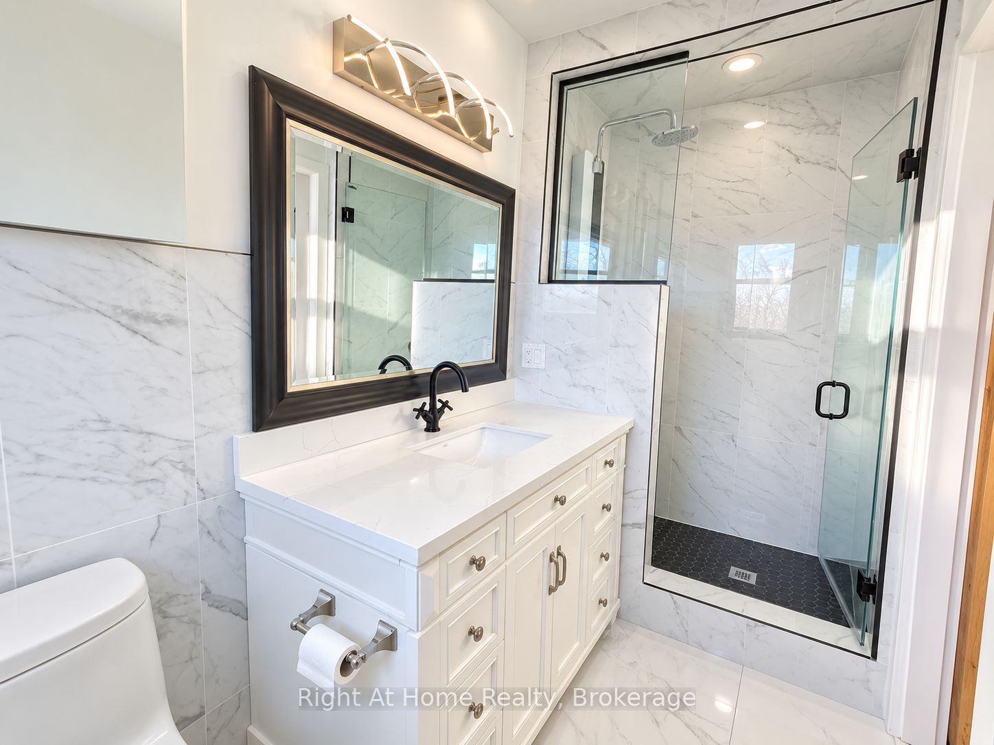 15414 Niagara River Parkway Property Photo 10