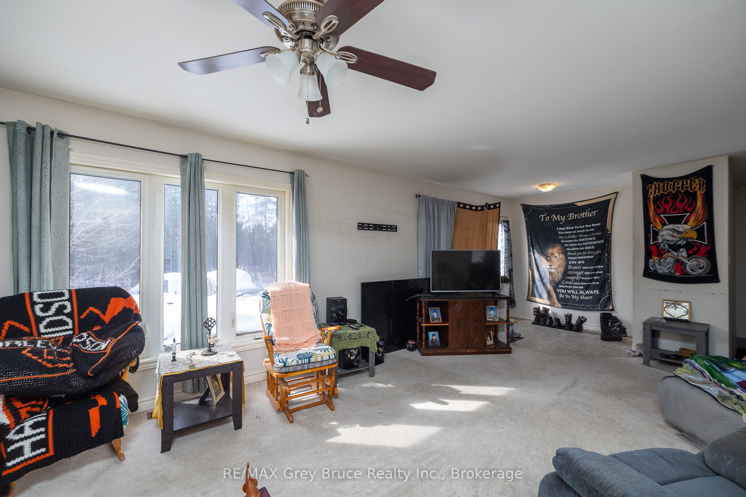 260 Spring Creek Road Property Photo 3