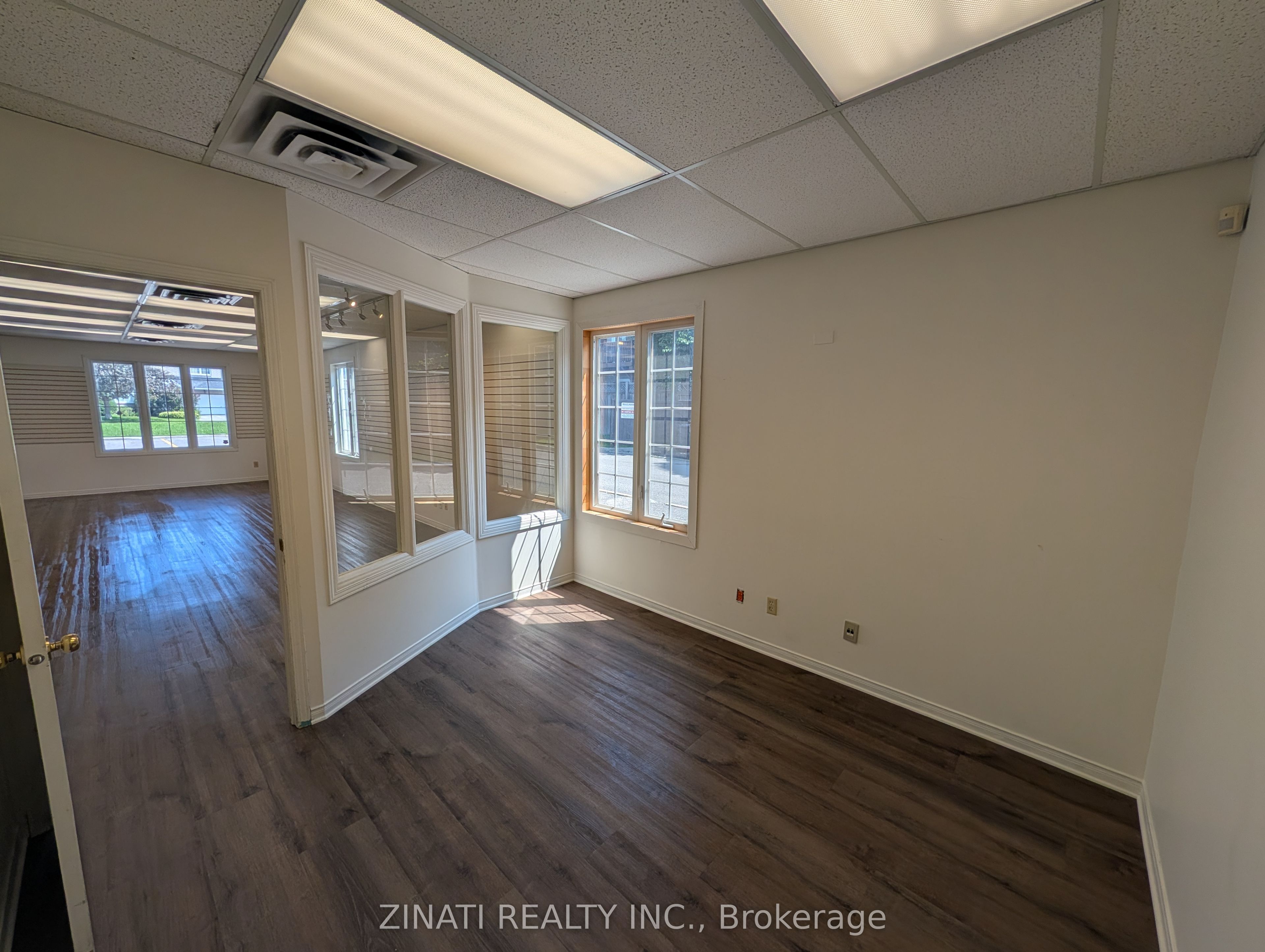 3 Chartwell Avenue Unit 6 Property Photo 4