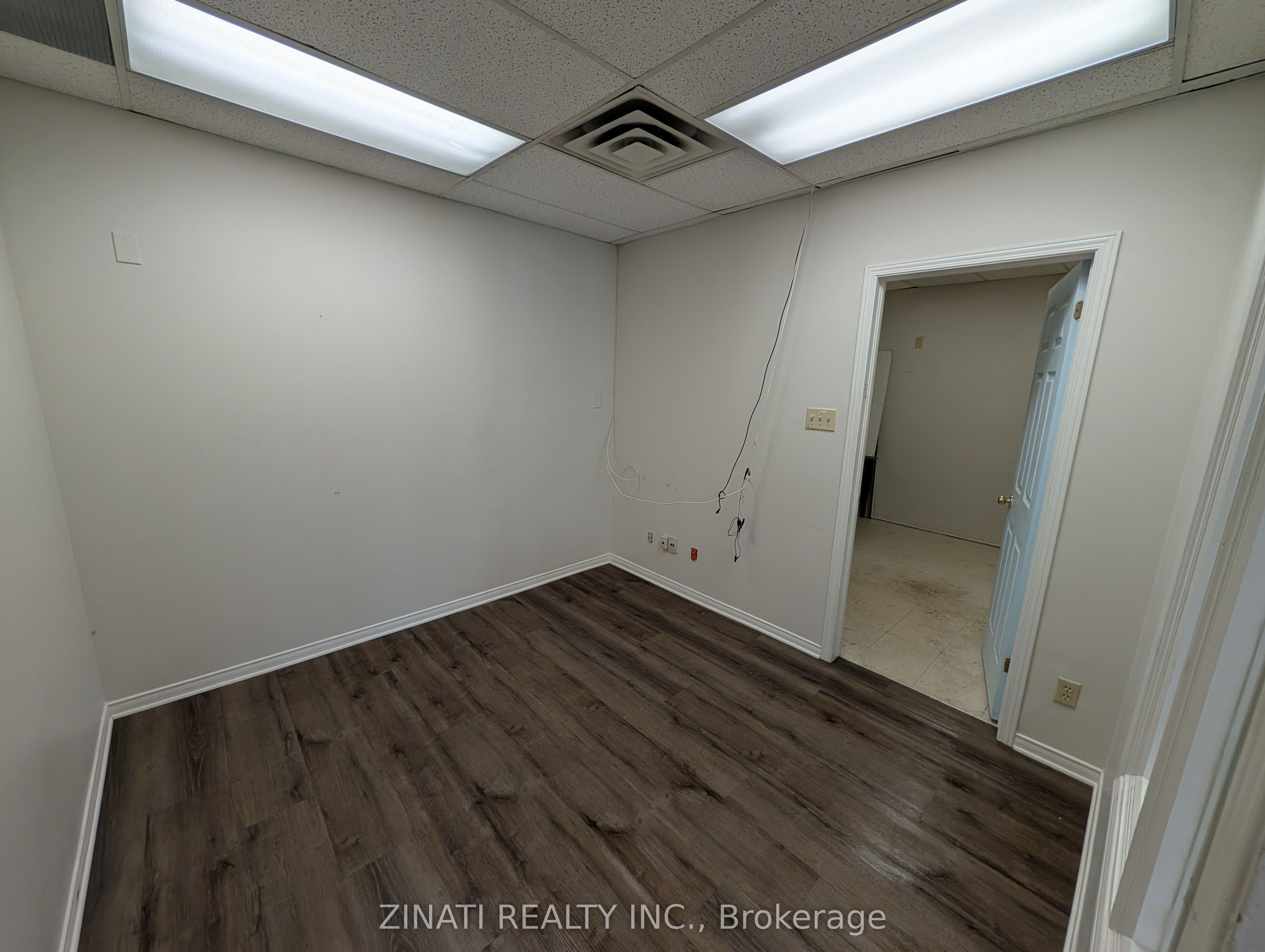 3 Chartwell Avenue Unit 6 Property Photo 6