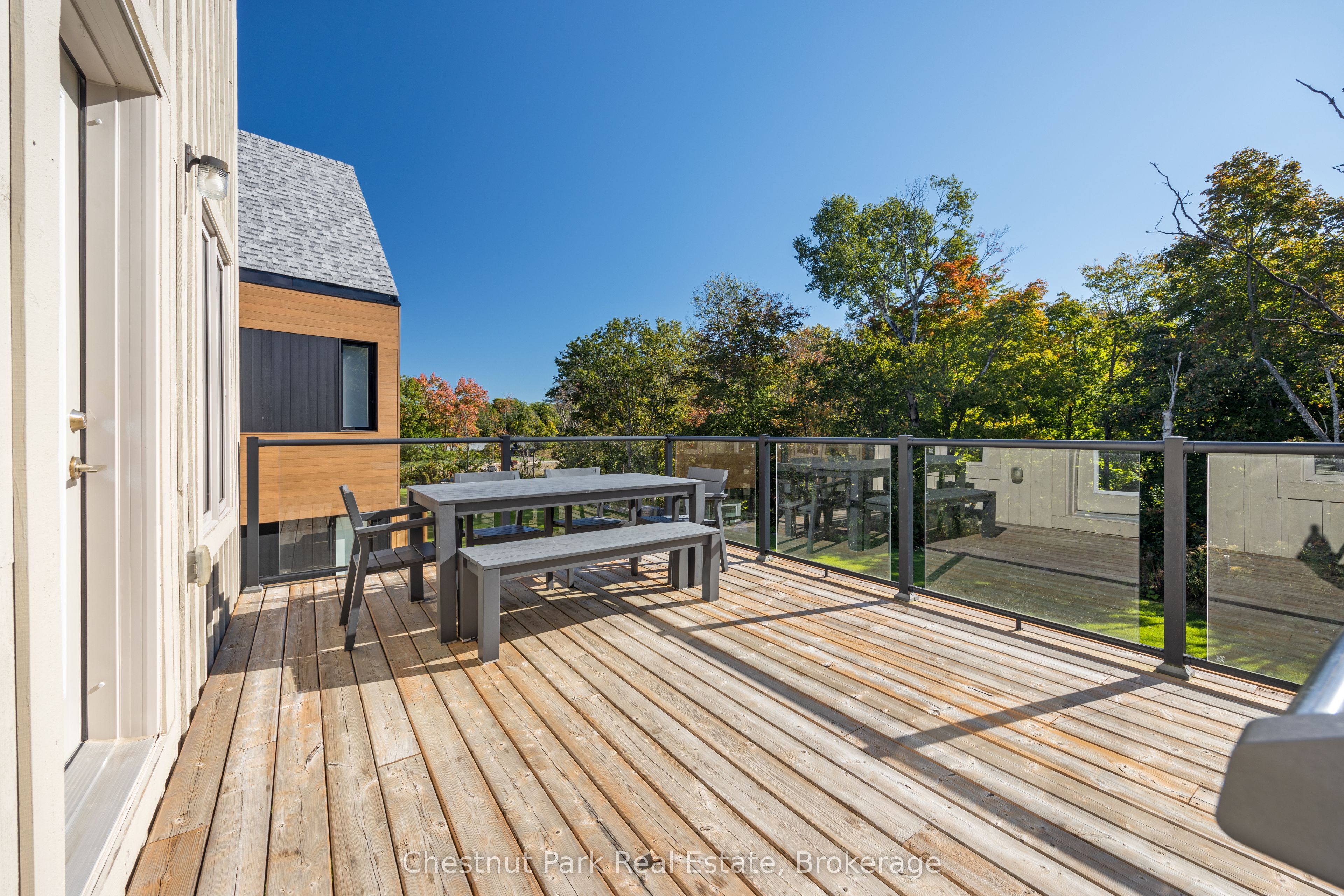 45 Rockmount Crescent Property Photo 4